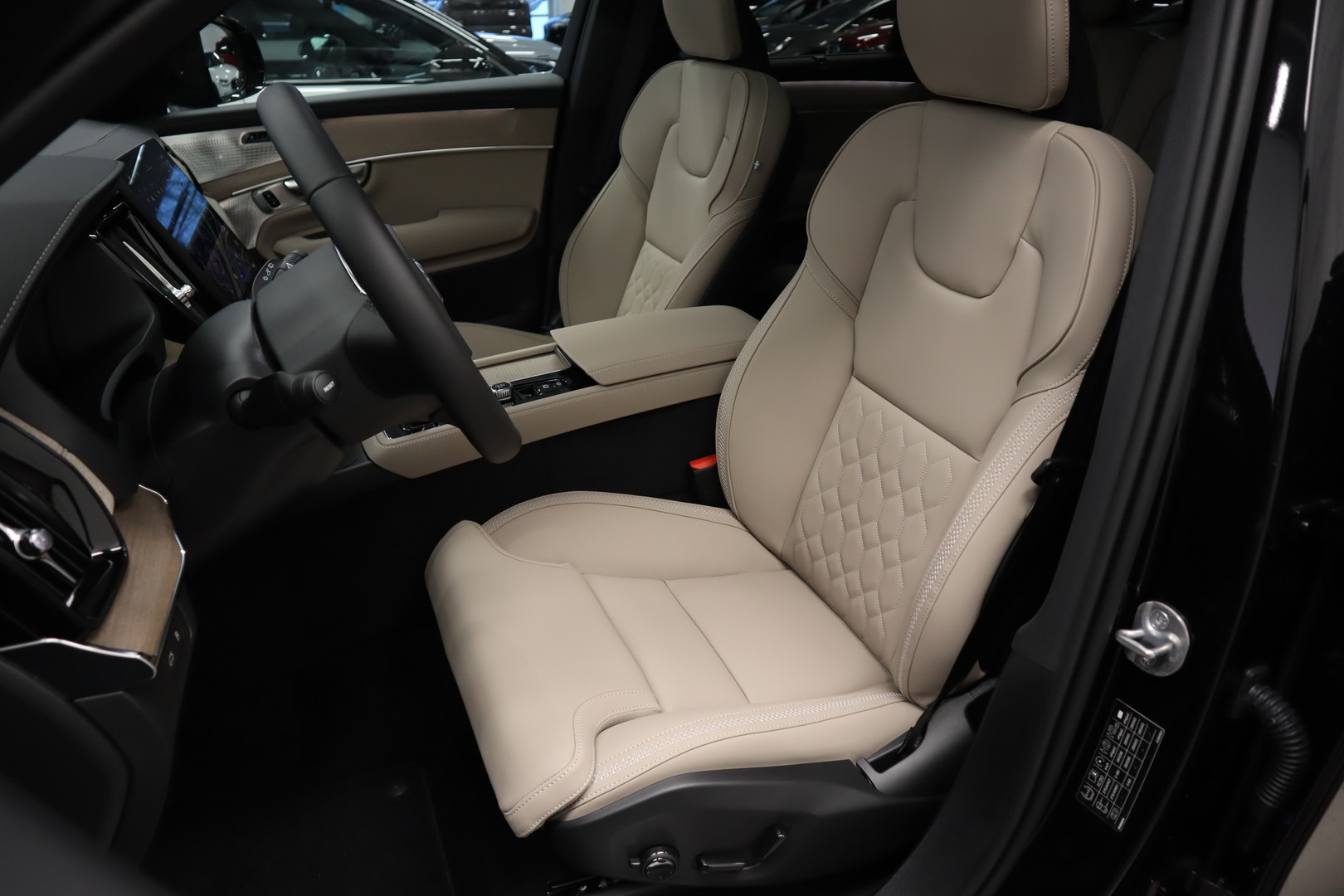 VOLVO XC90 7