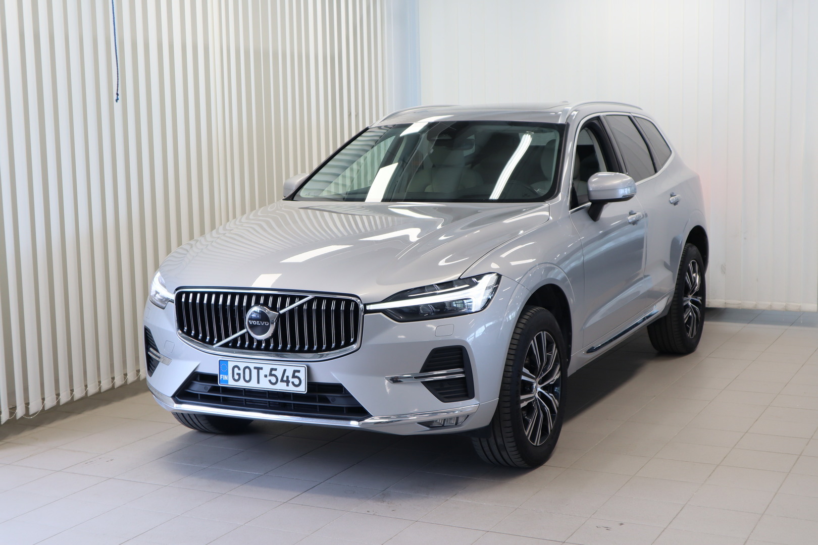 VOLVO XC60 1