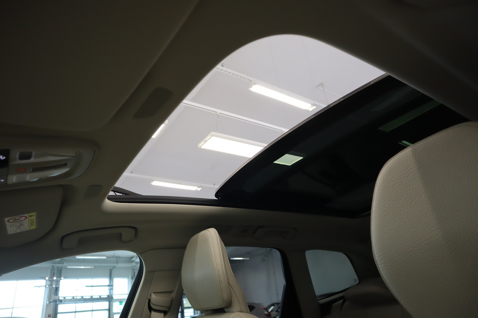 VOLVO XC60 29