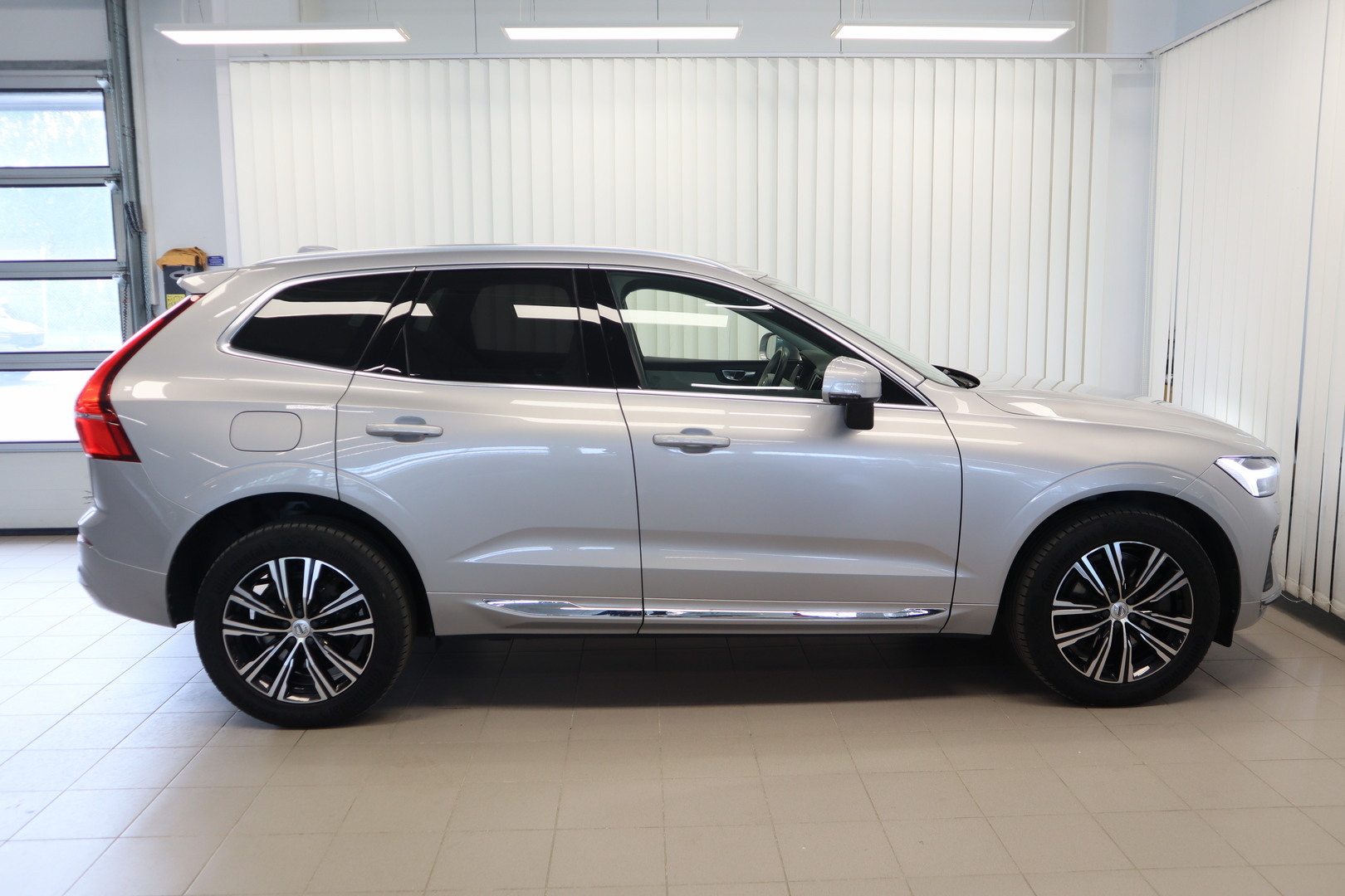 VOLVO XC60 6