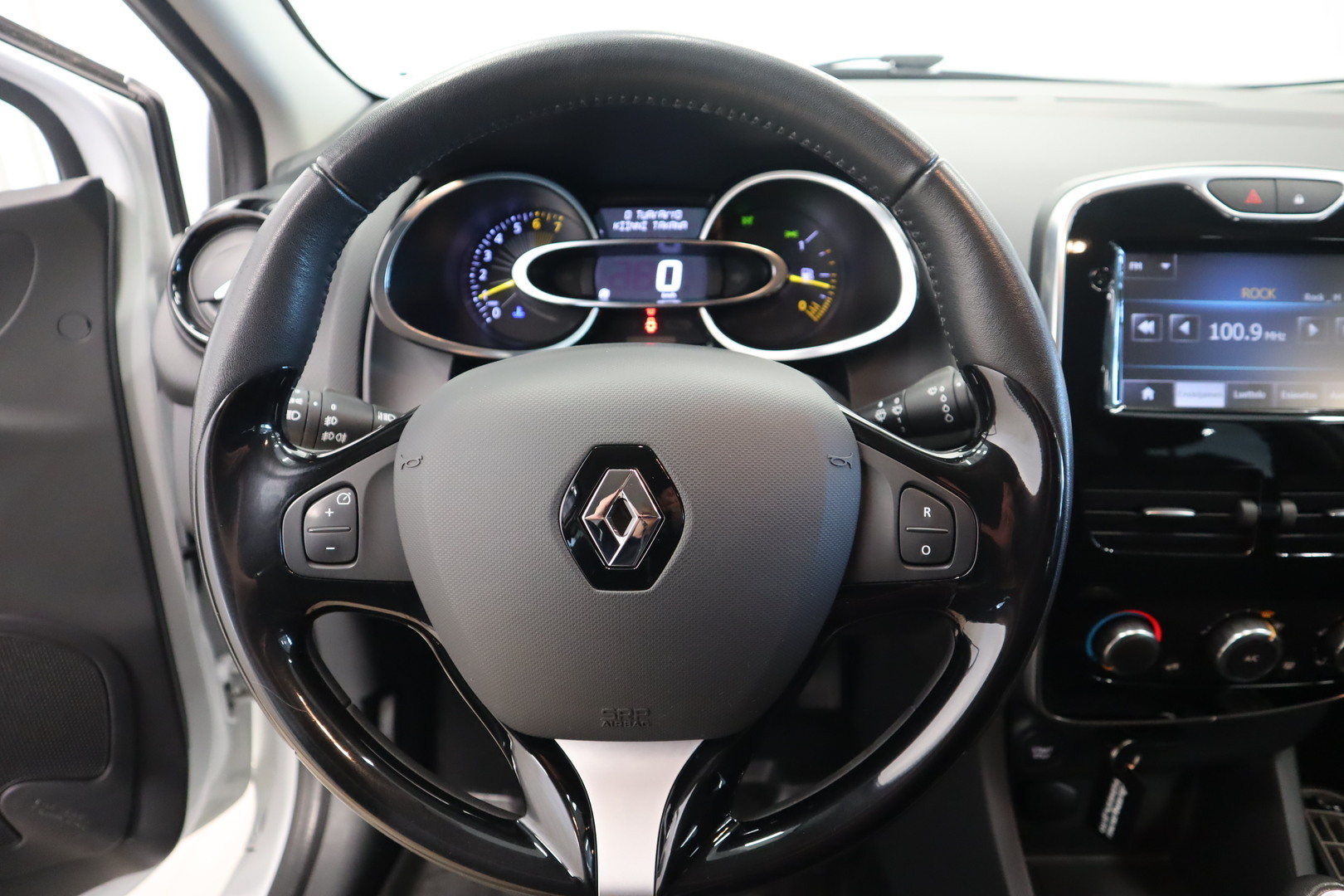 RENAULT Clio 11