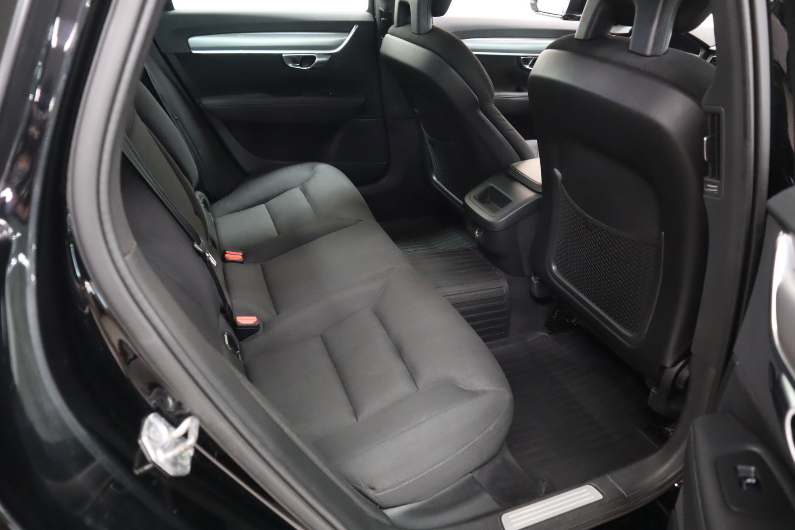 VOLVO S90 12