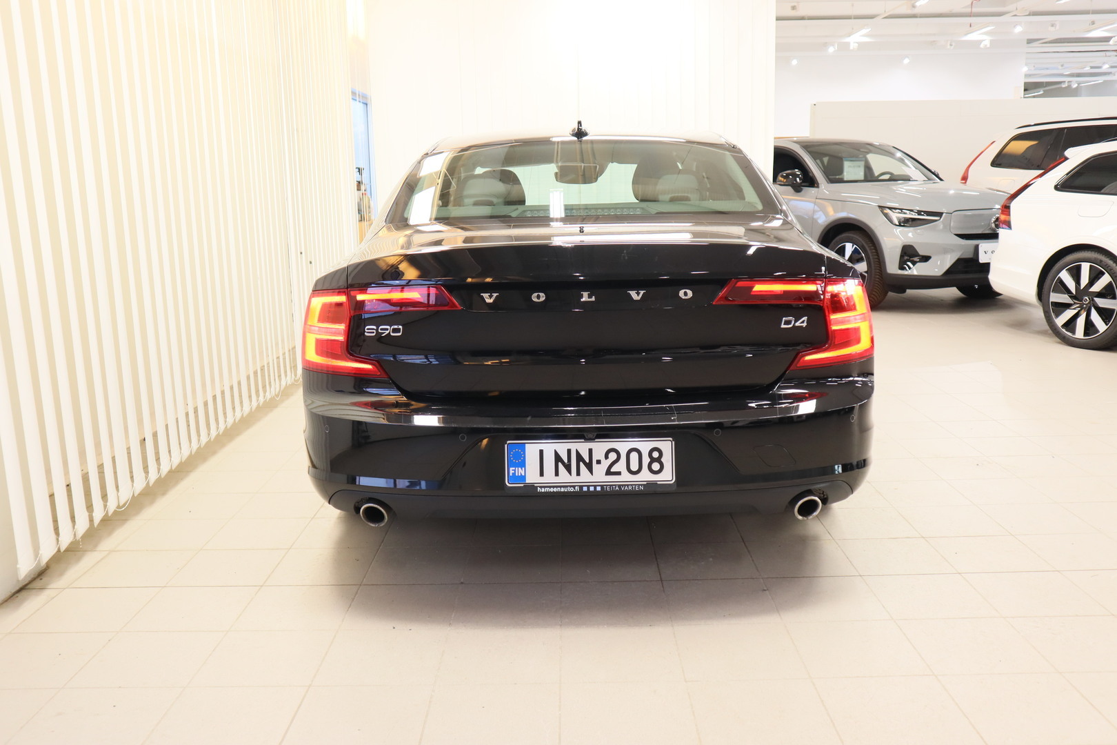 VOLVO S90 6
