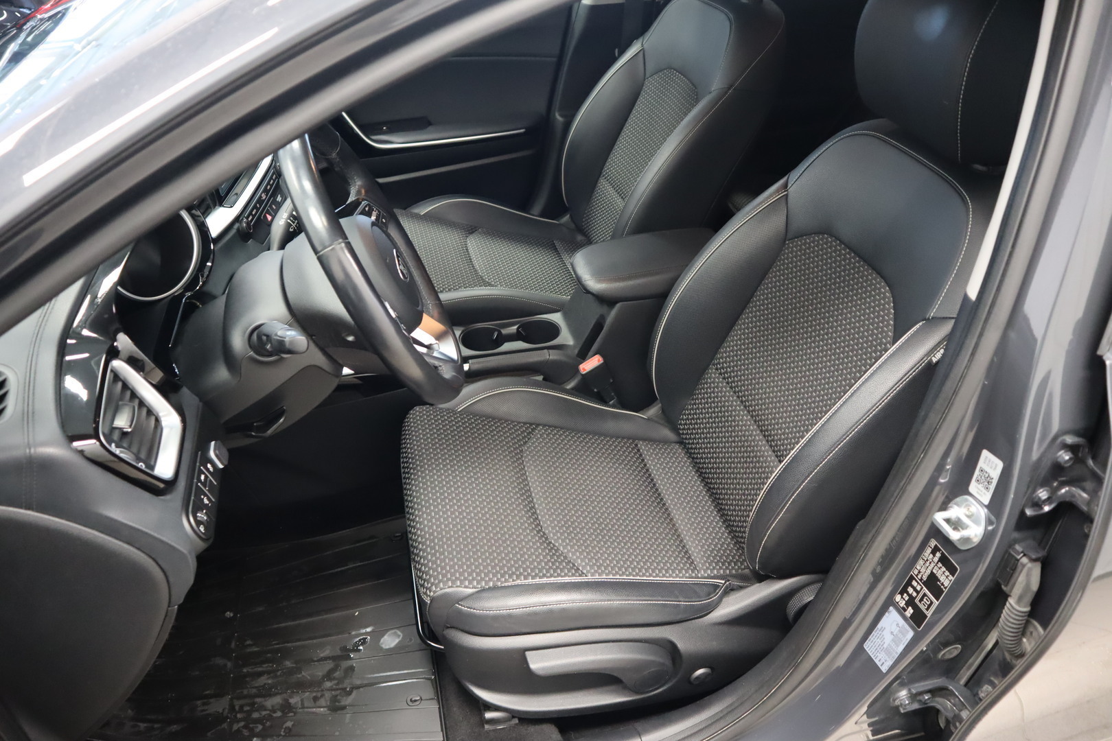 KIA Ceed 10