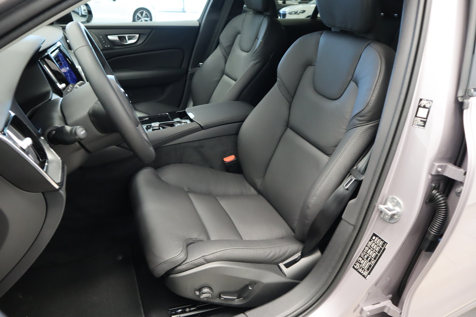 VOLVO V60 8