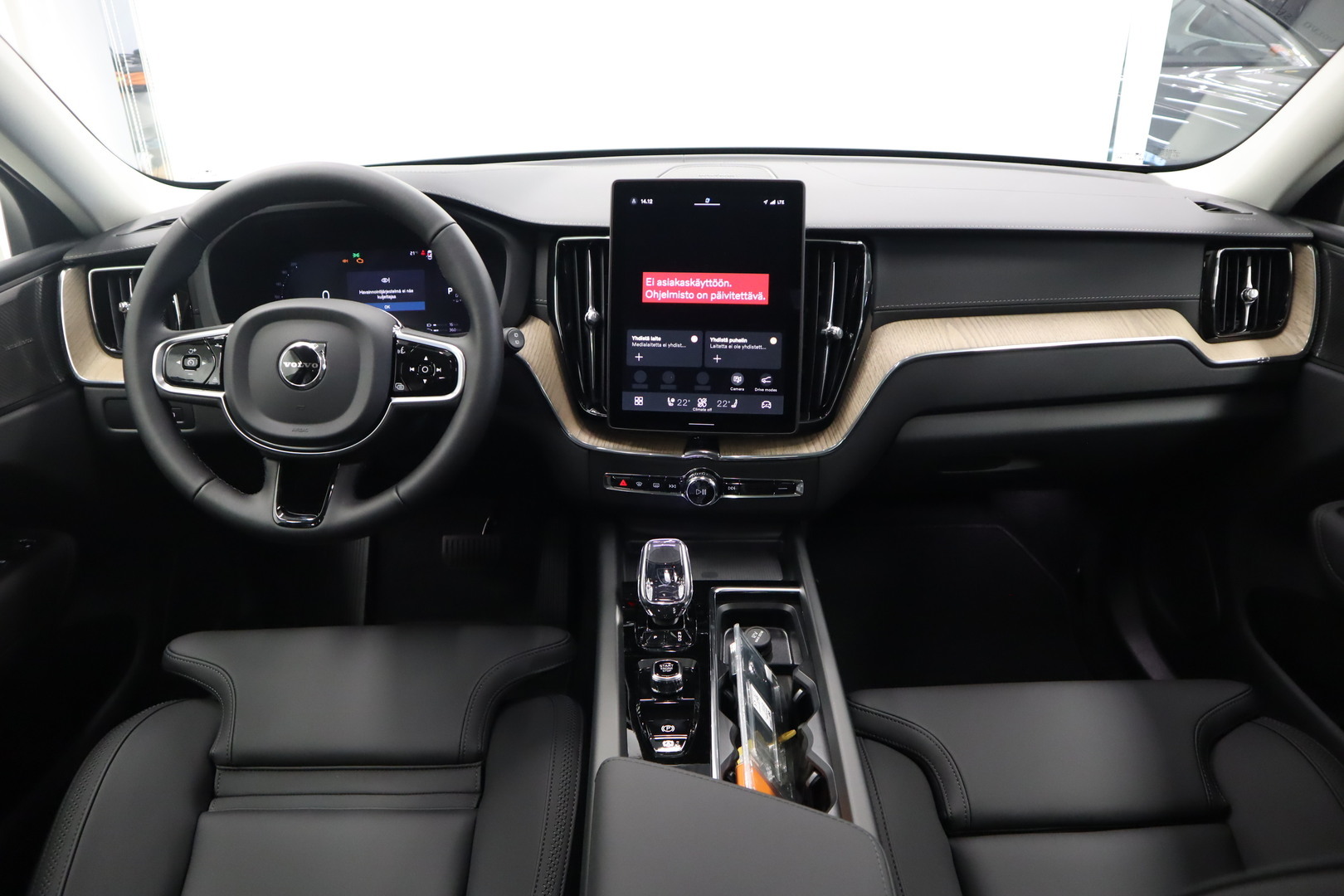VOLVO XC60 7