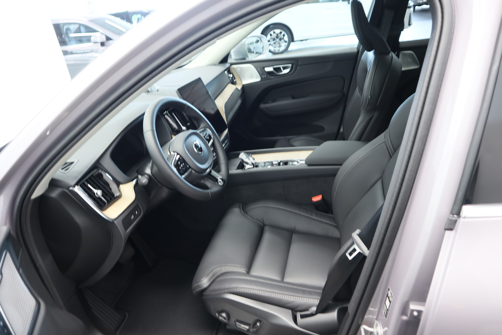 VOLVO XC60 10