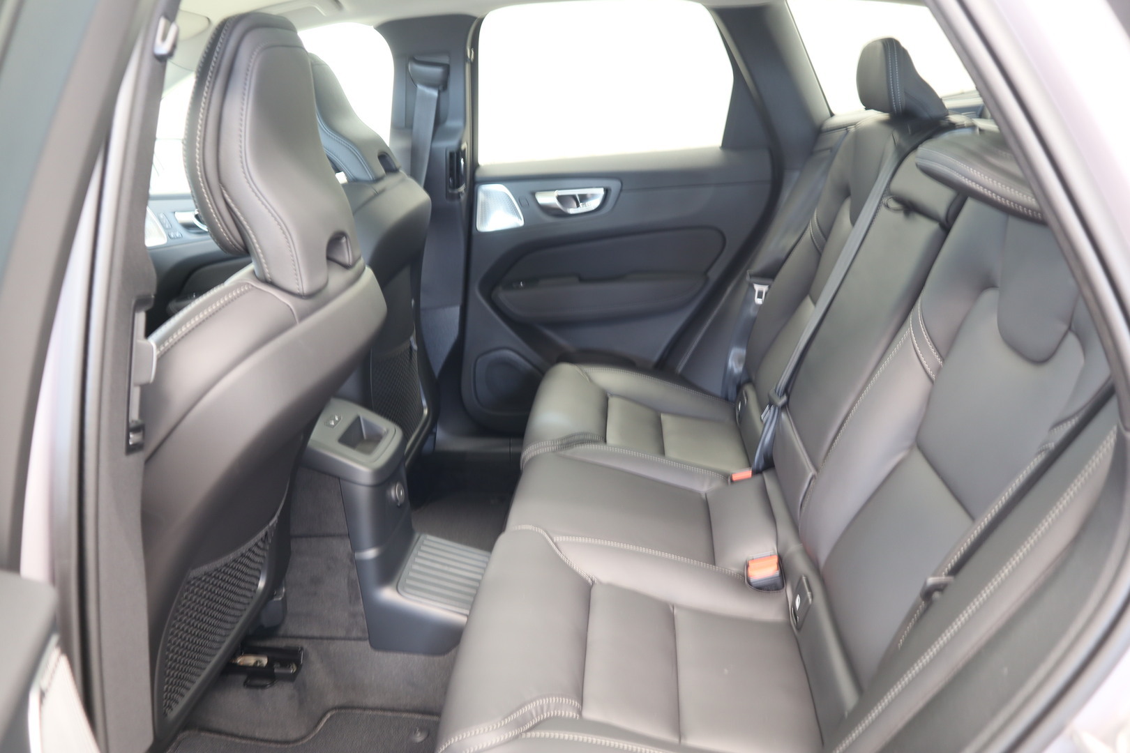 VOLVO XC60 19