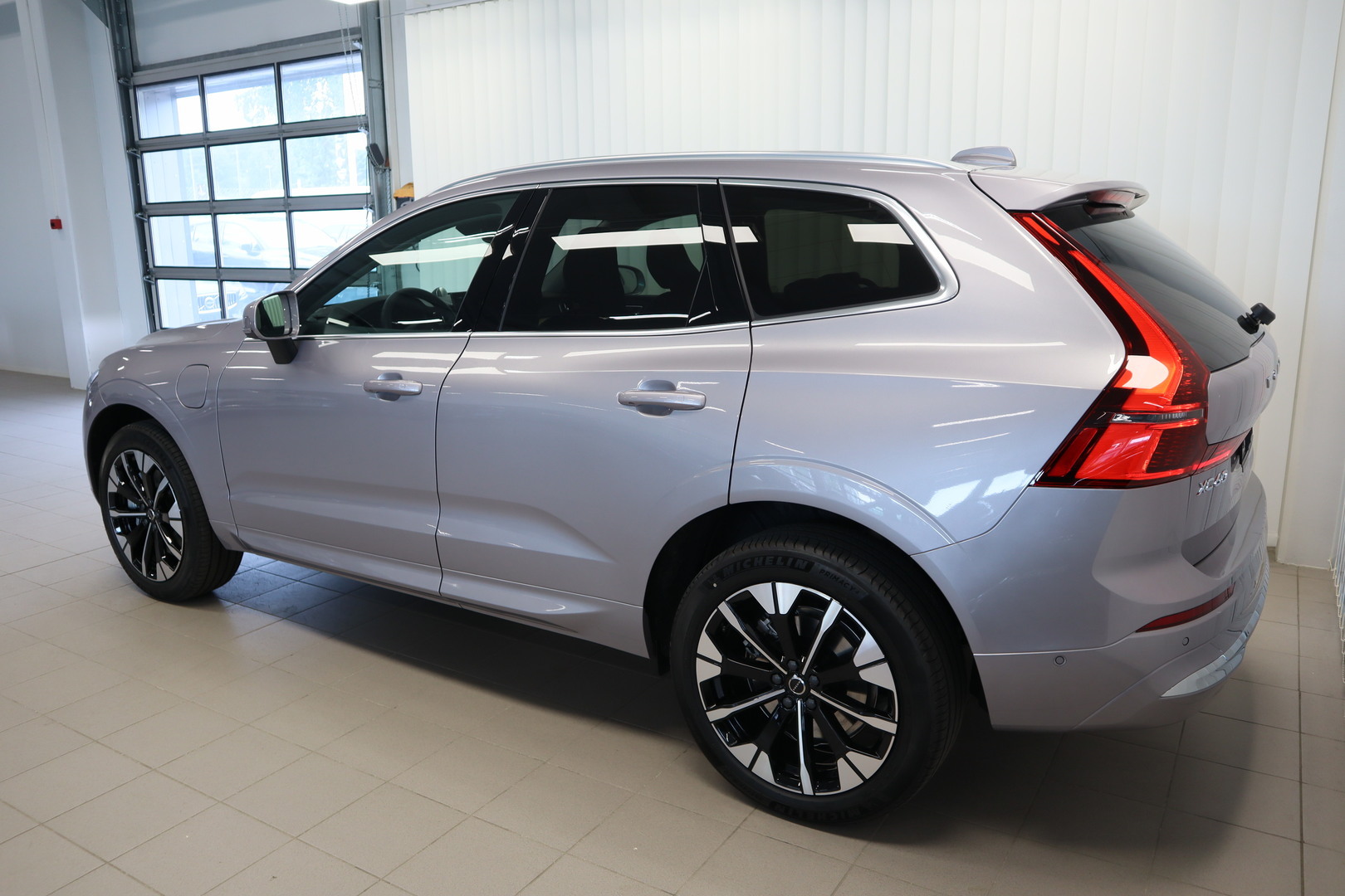 VOLVO XC60 5