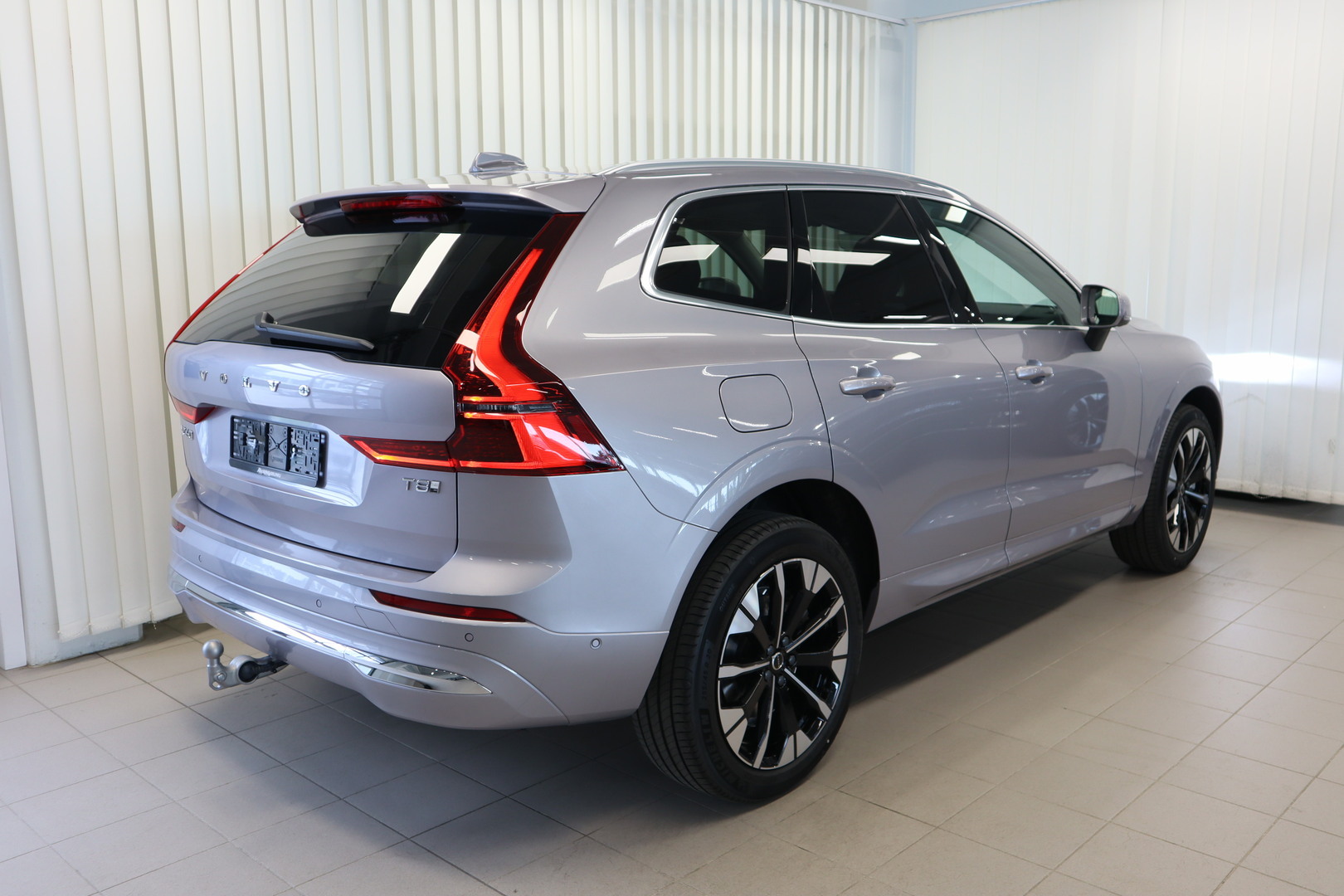 VOLVO XC60 7