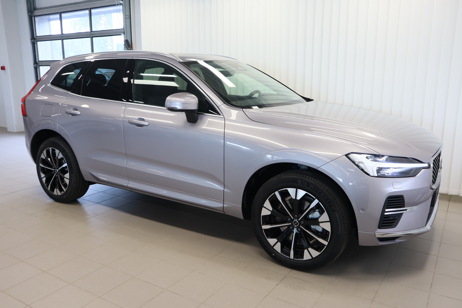 VOLVO XC60 9