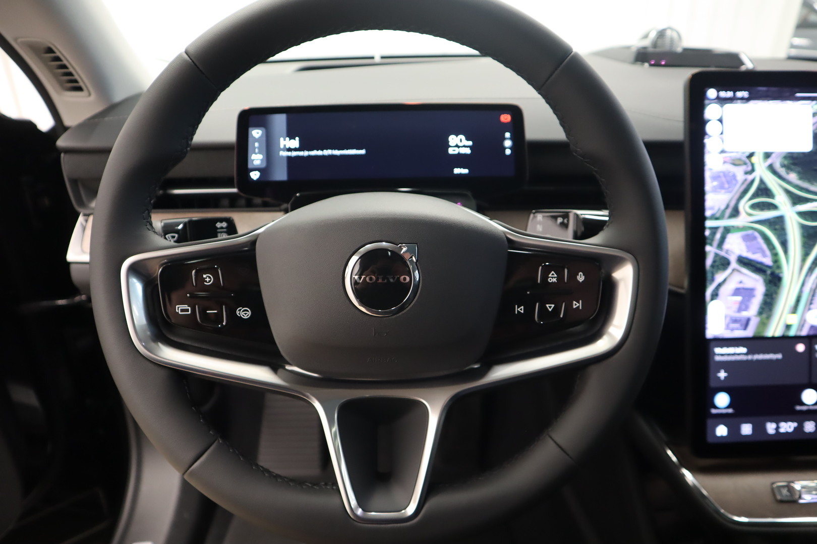 VOLVO ES90 14