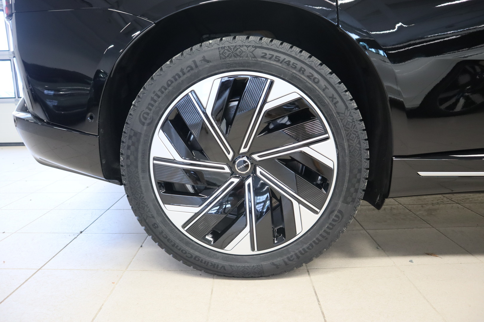 VOLVO ES90 24