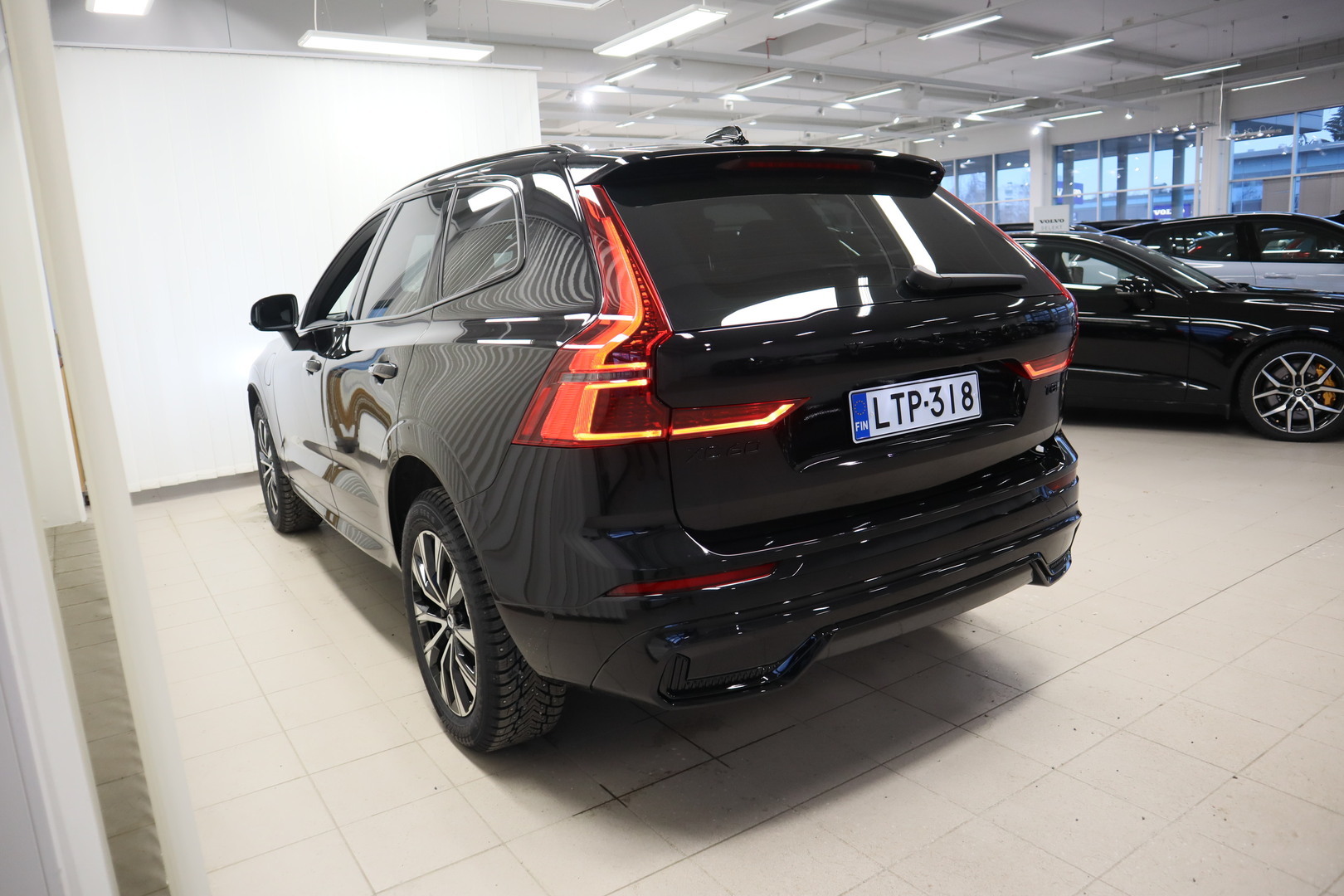 VOLVO XC60 6