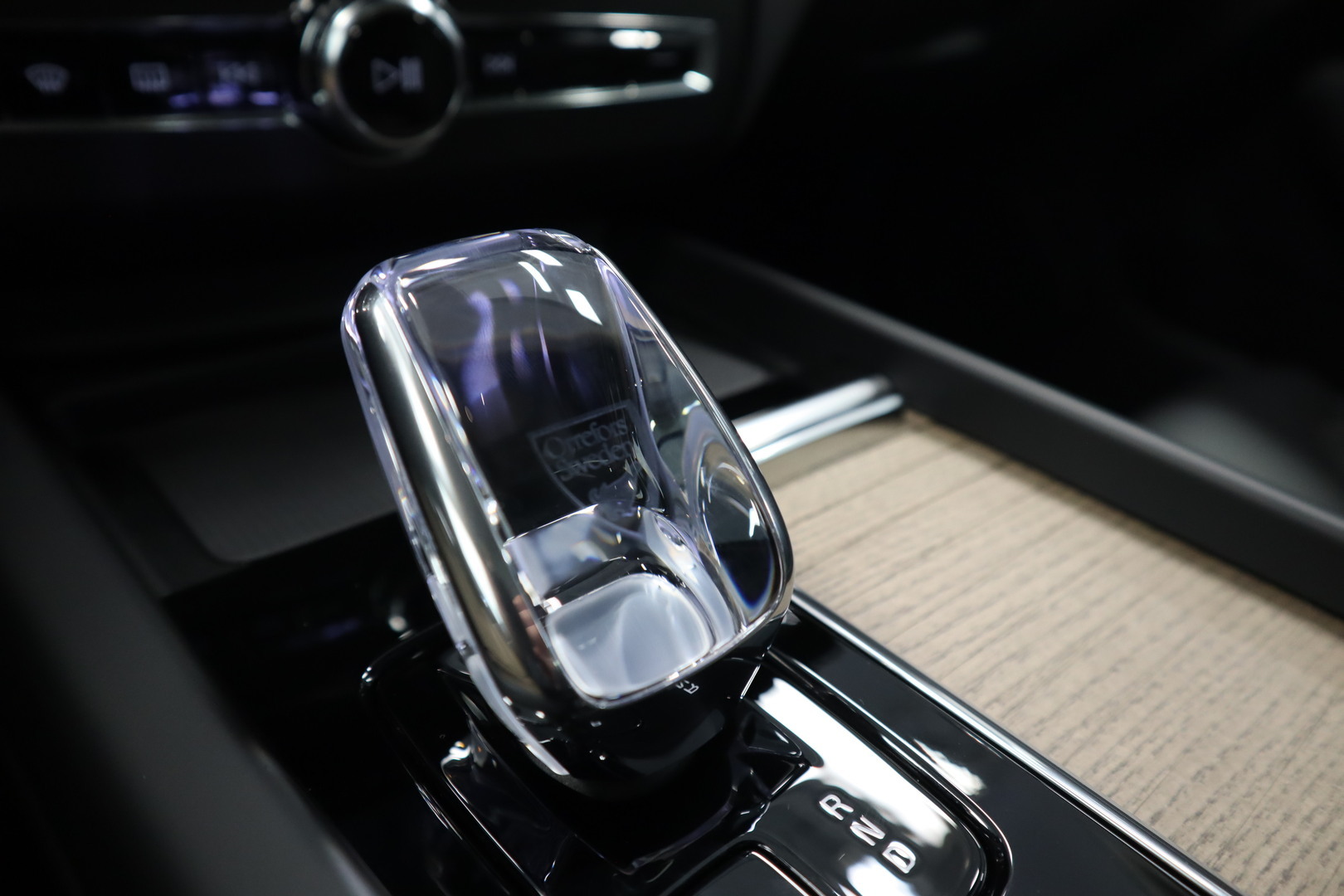 VOLVO XC60 18