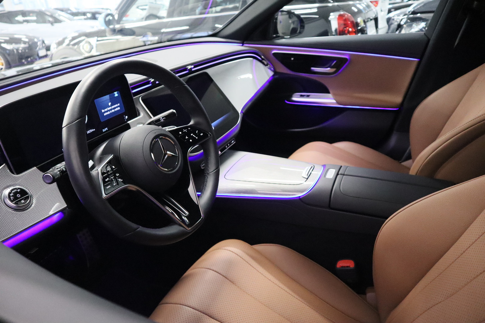 MERCEDES-BENZ E 27