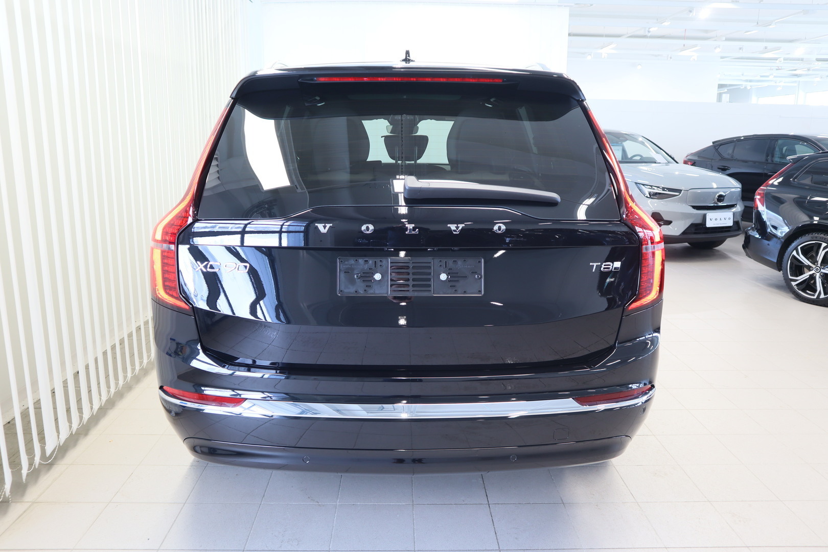VOLVO XC90 8