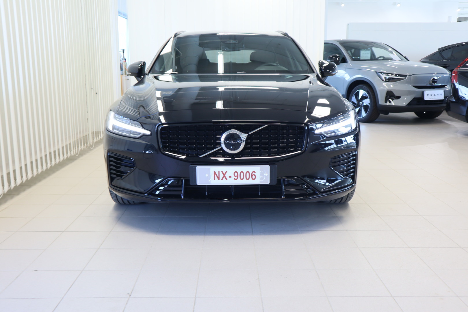 VOLVO V60 2
