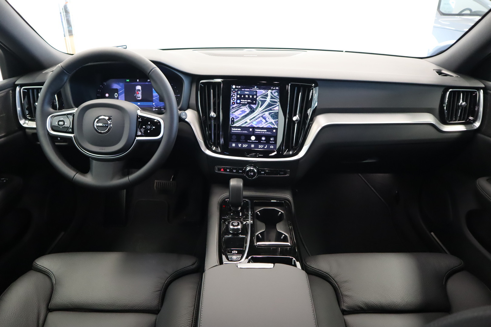 VOLVO V60 7