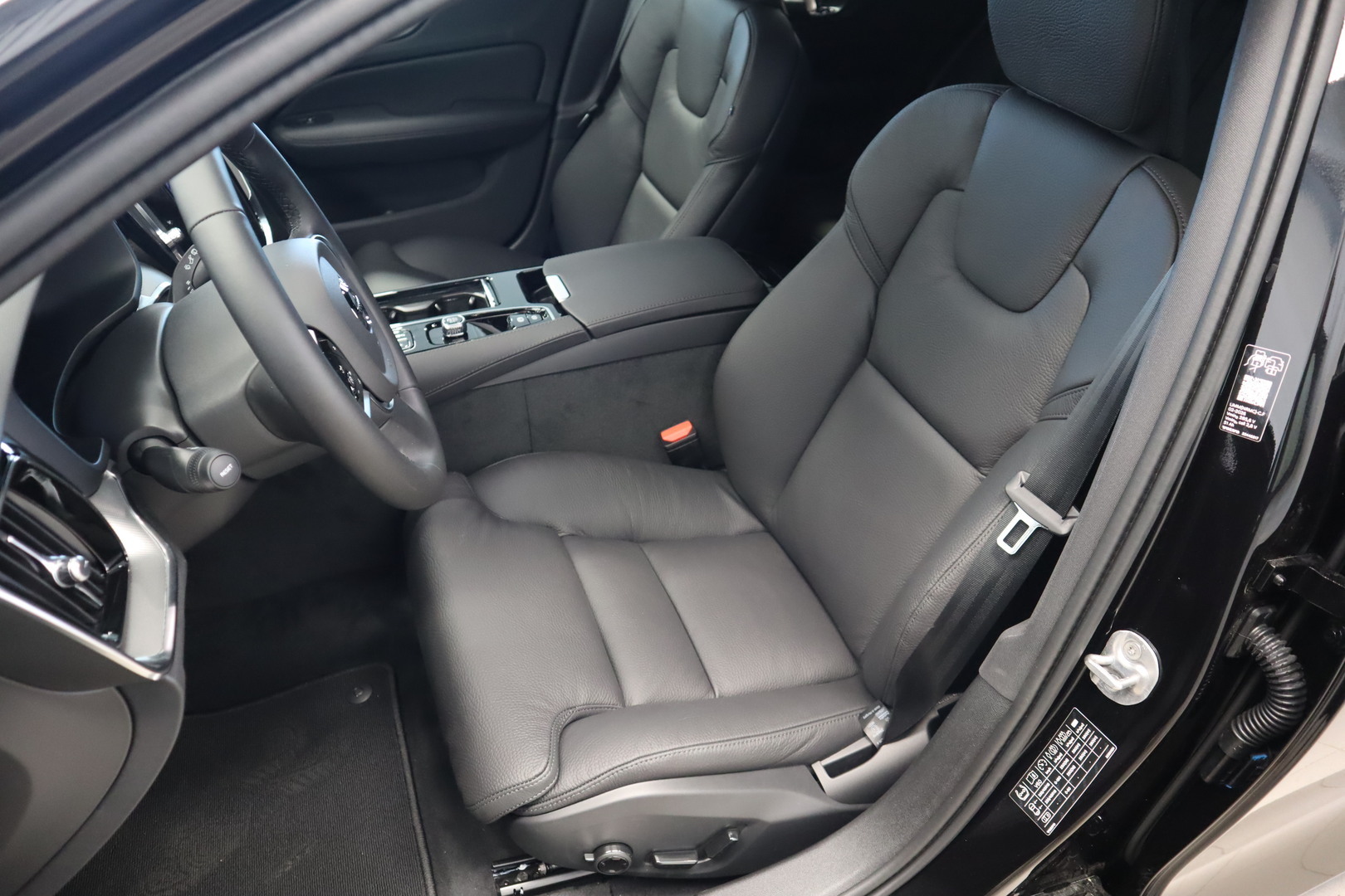 VOLVO V60 8