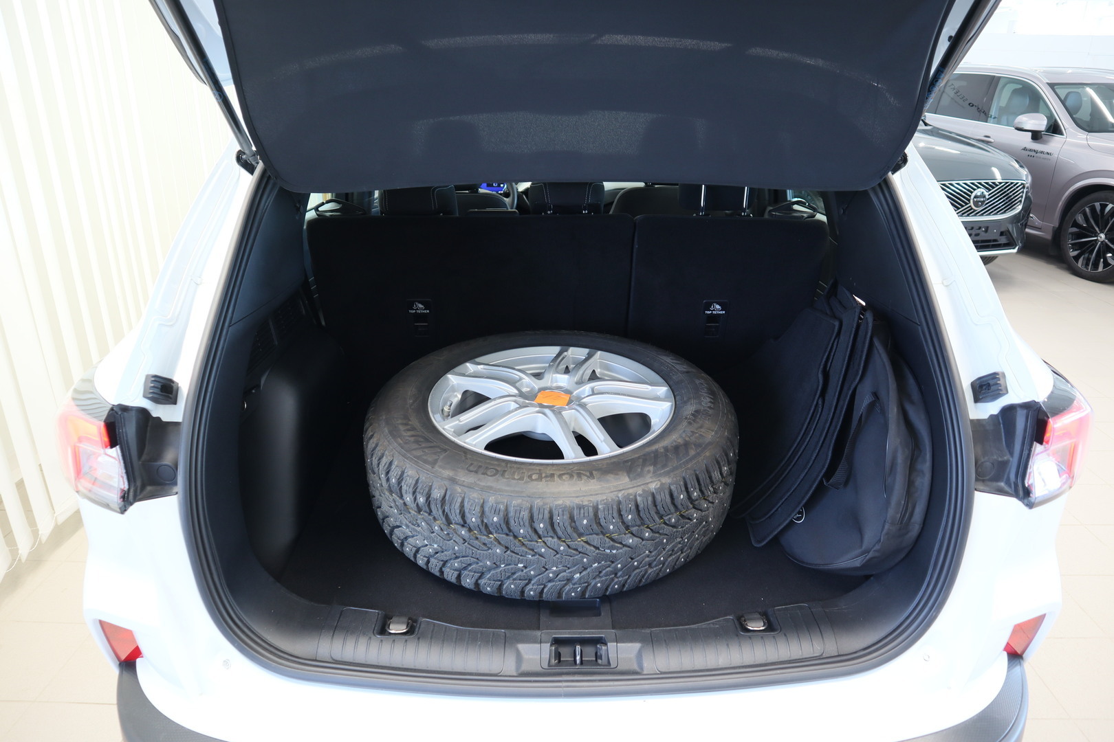 FORD Kuga 17