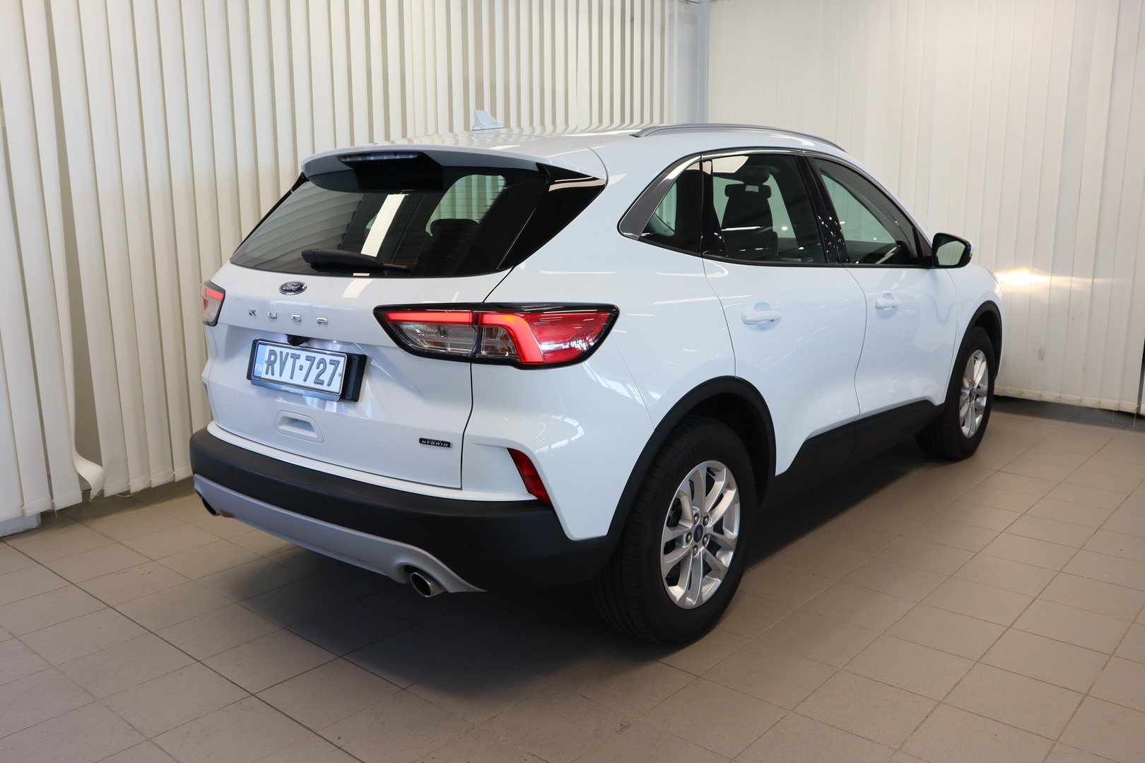 FORD Kuga 7