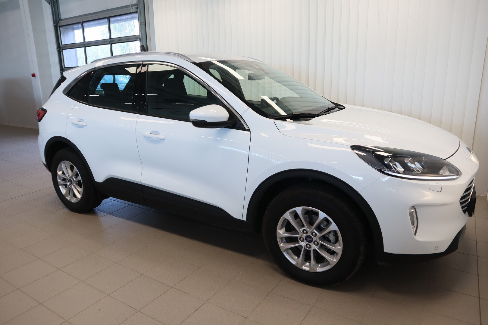 FORD Kuga 9