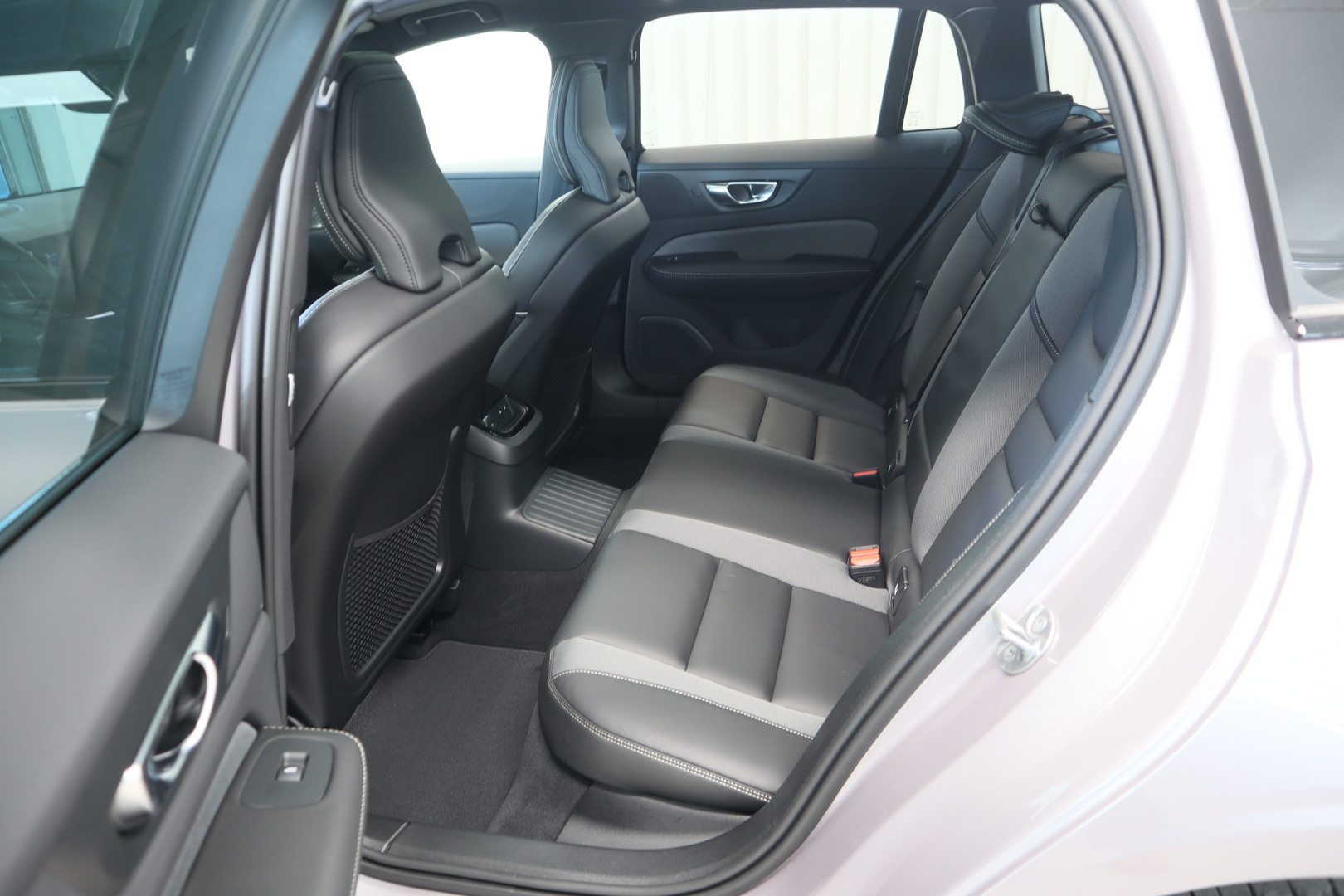 VOLVO V60 12