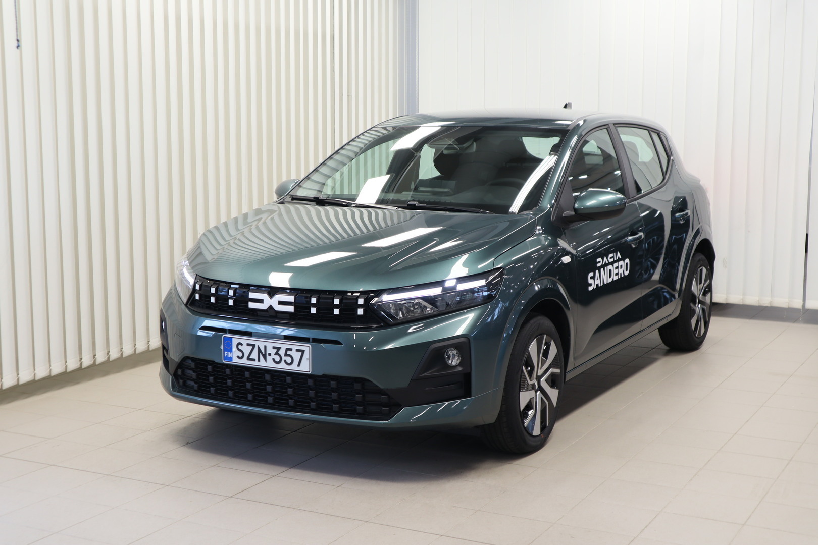 DACIA Sandero 1
