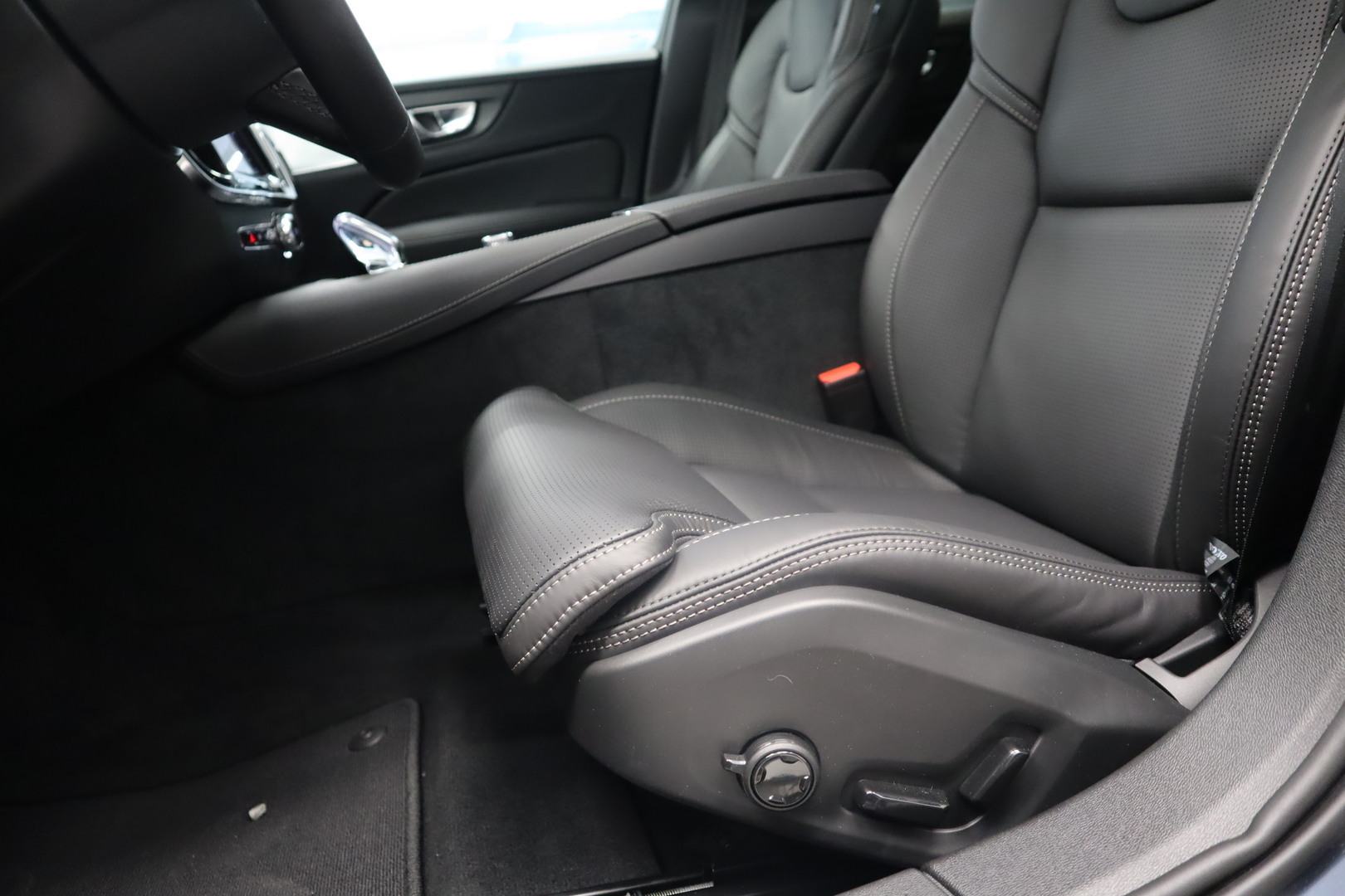 VOLVO V60 12