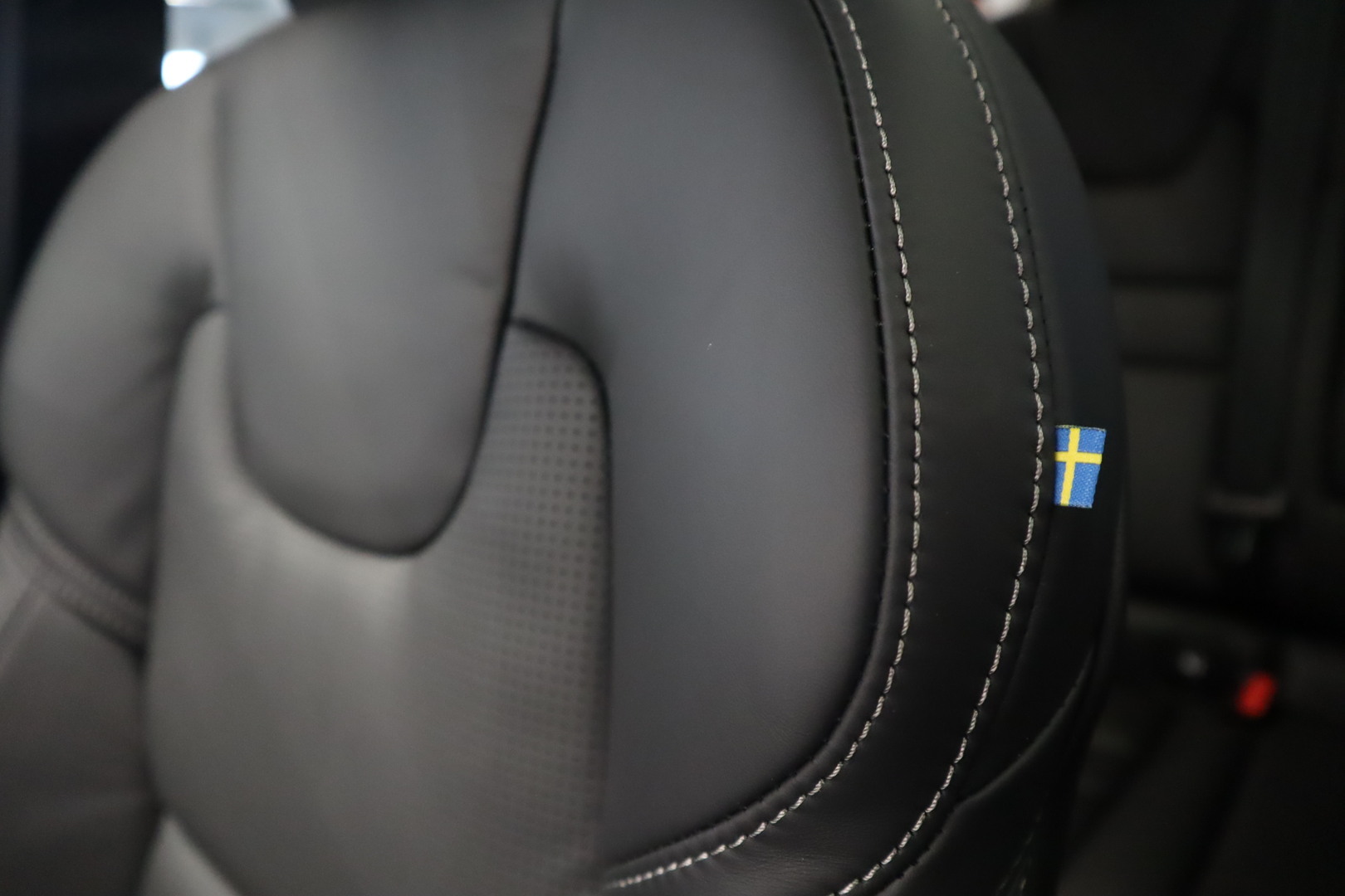 VOLVO V60 19