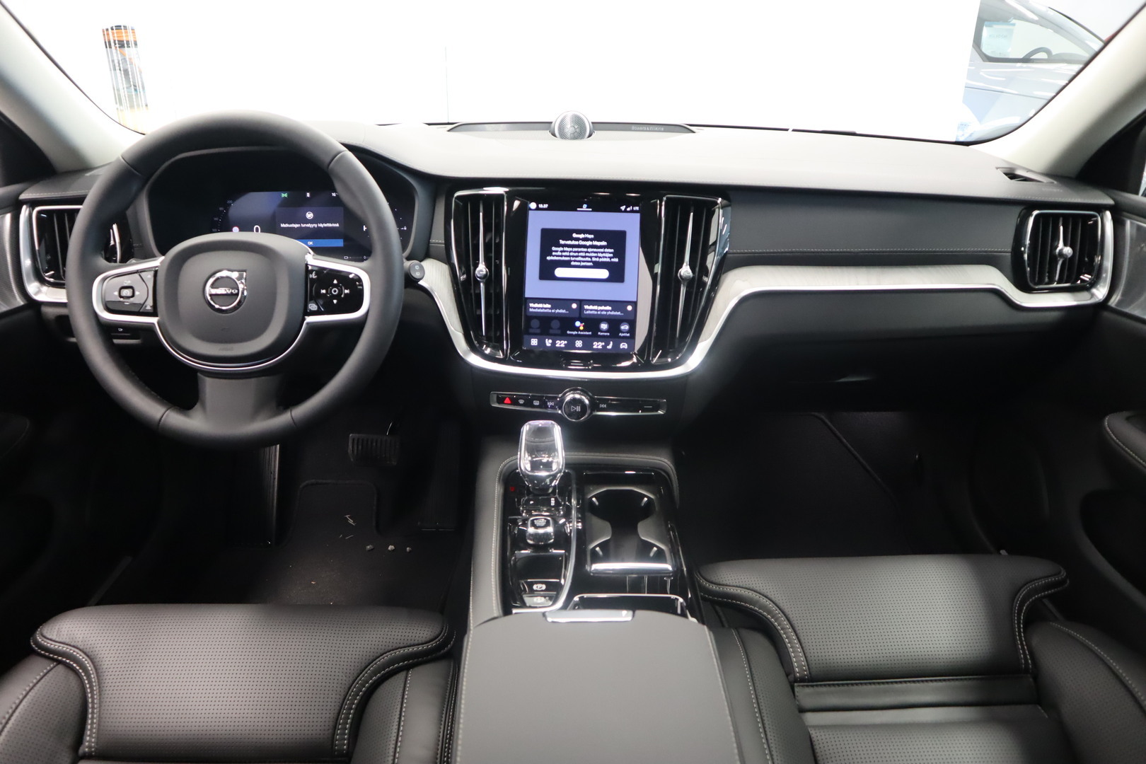 VOLVO V60 8