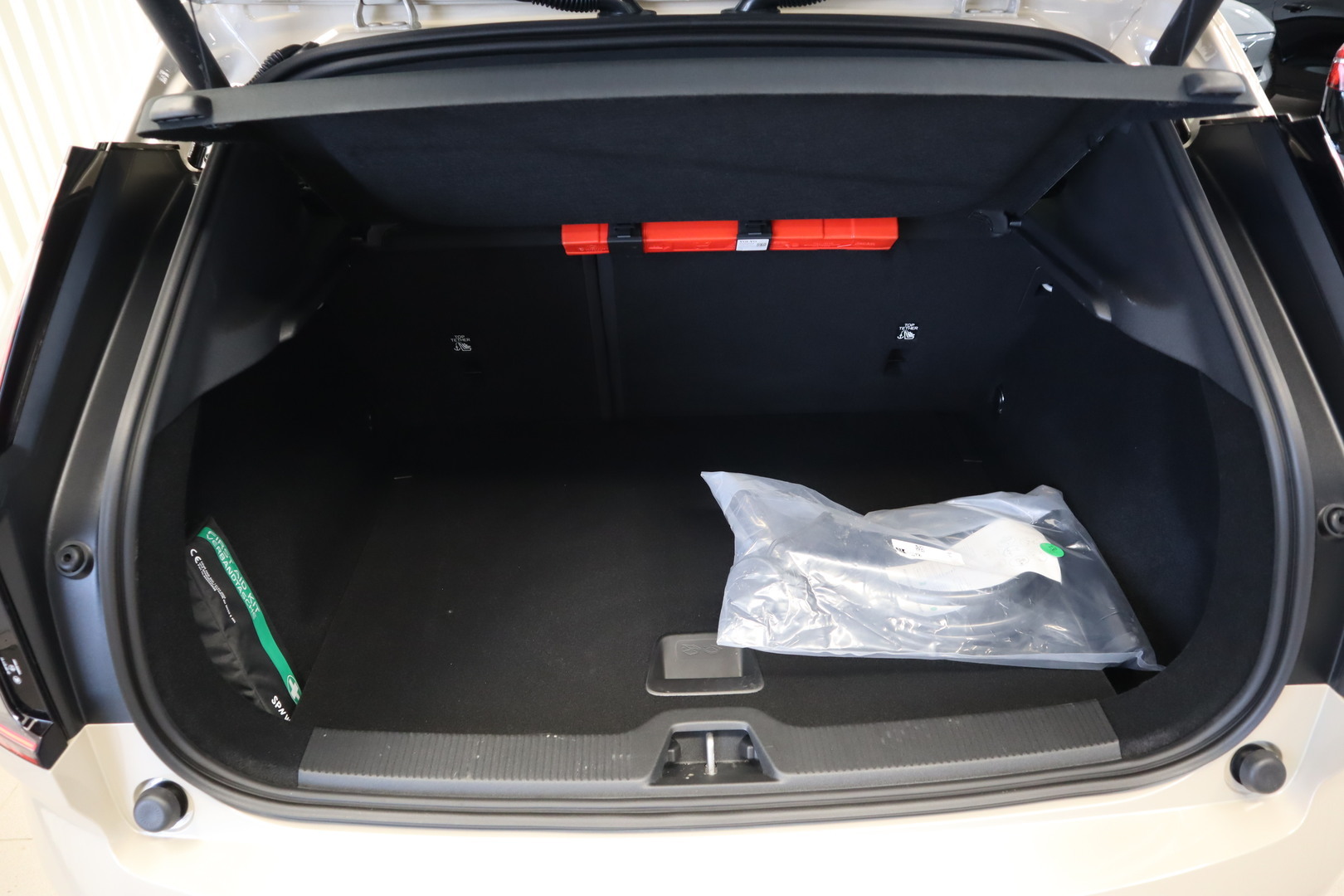 VOLVO EX30 19