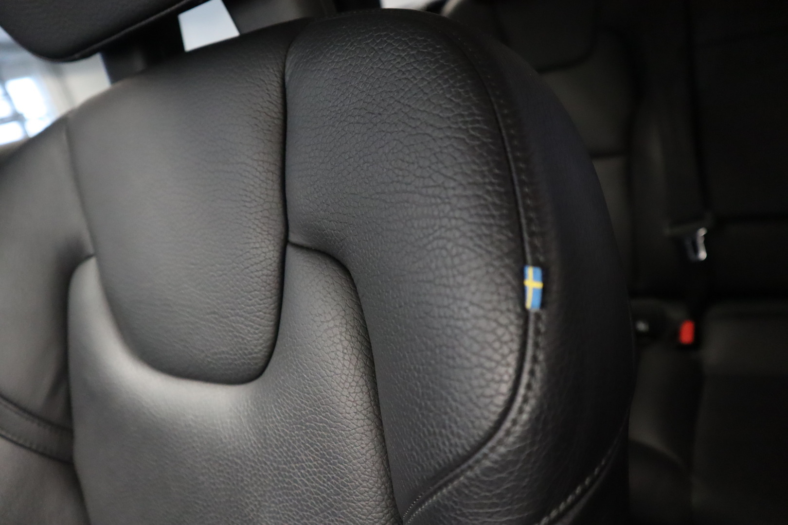 VOLVO V90 21