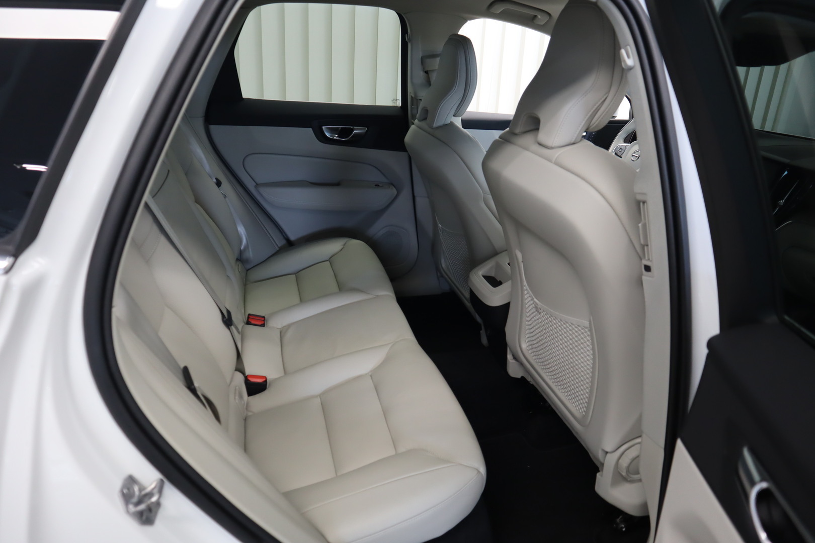 VOLVO XC60 10