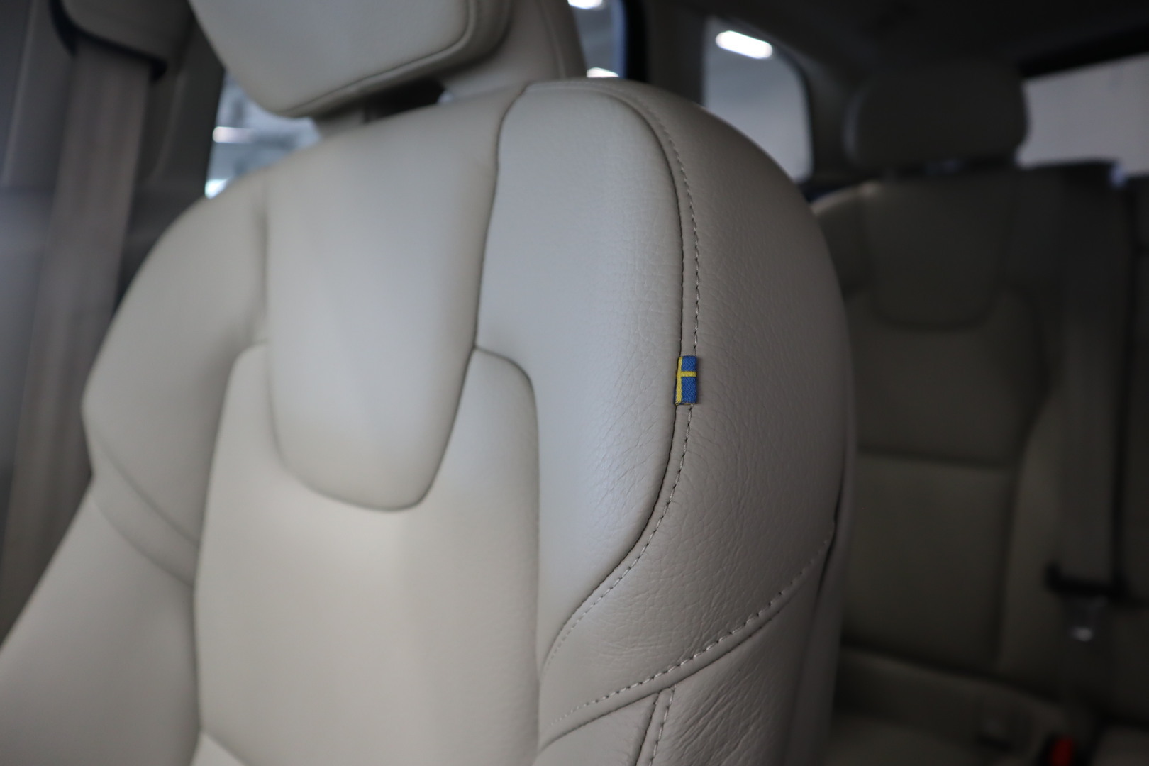 VOLVO XC60 17