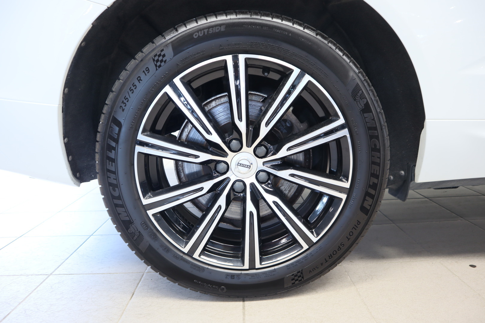 VOLVO XC60 23