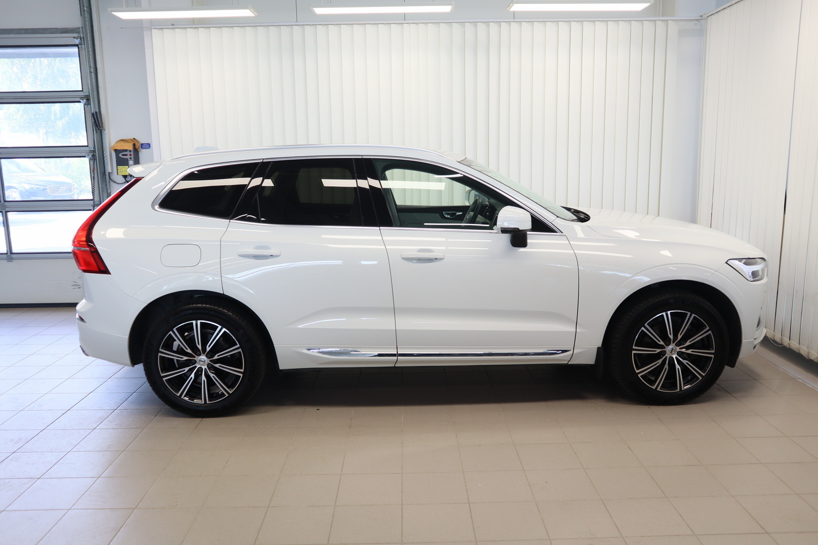 VOLVO XC60 6