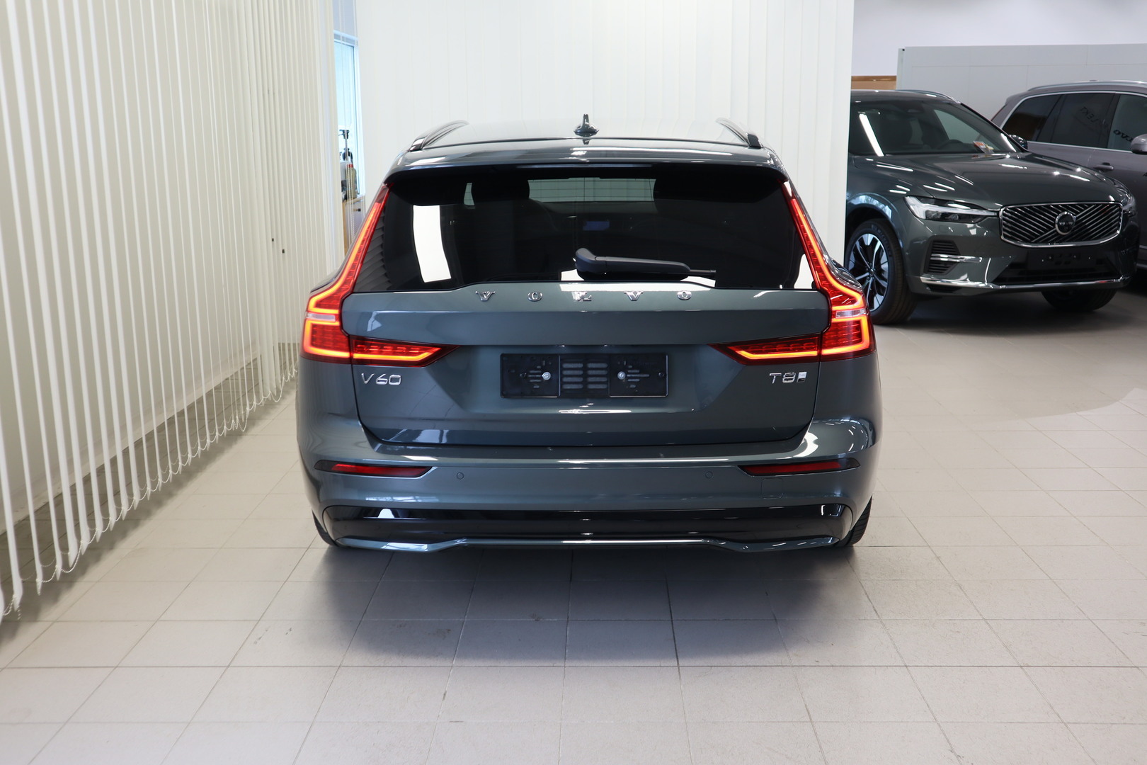 VOLVO V60 5