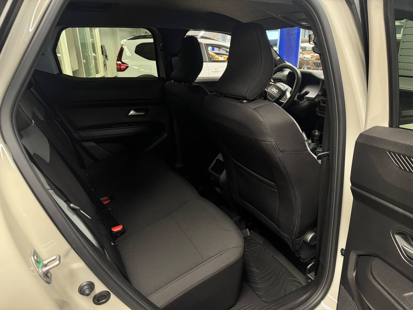 DACIA DUSTER 4