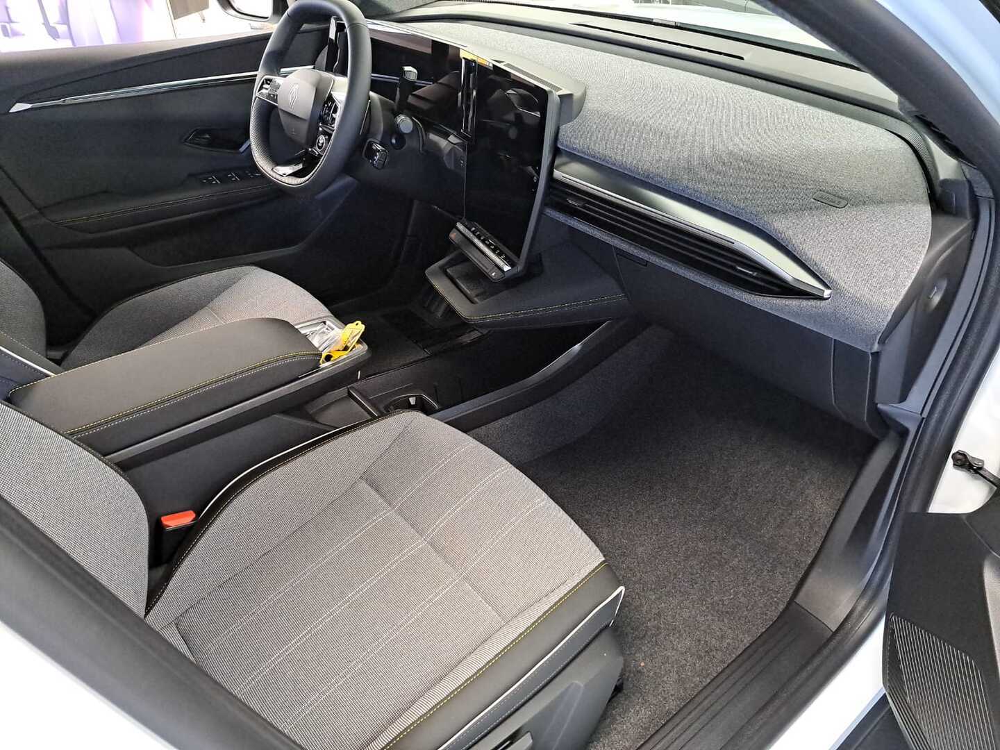 RENAULT Scenic 8