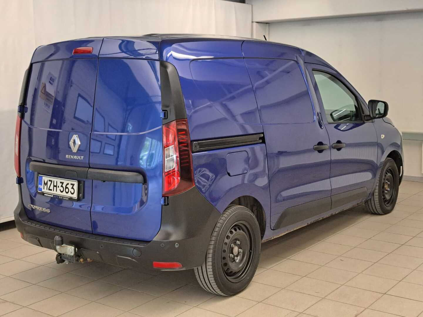 RENAULT Express 5