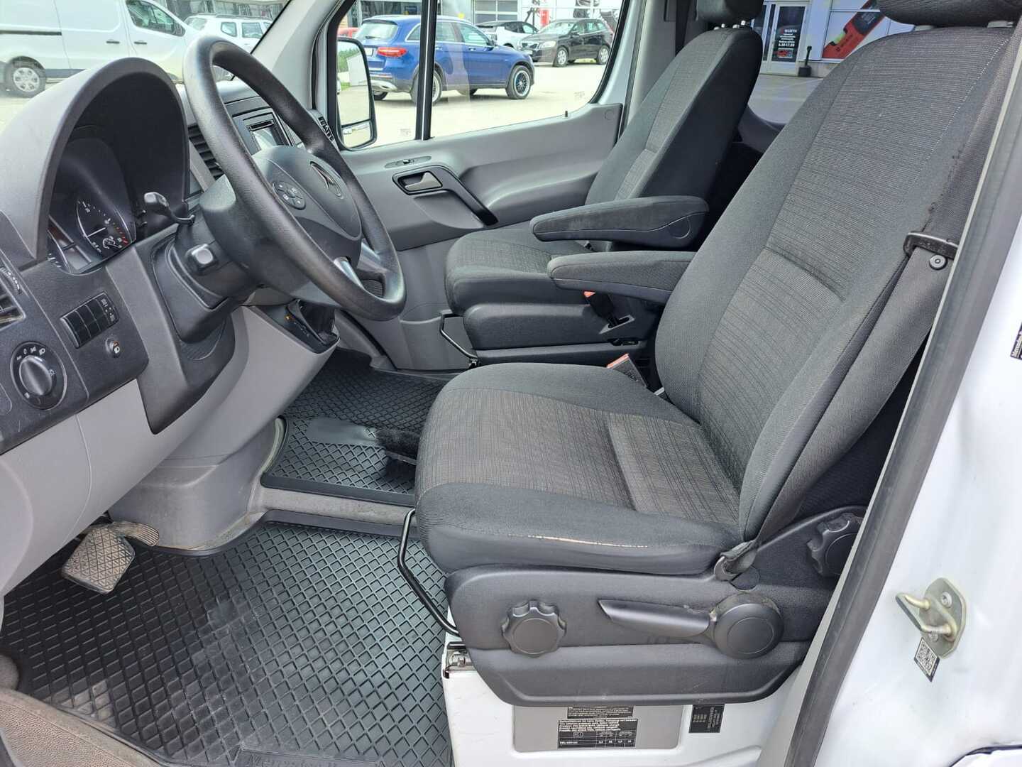 MERCEDES-BENZ Sprinter 9