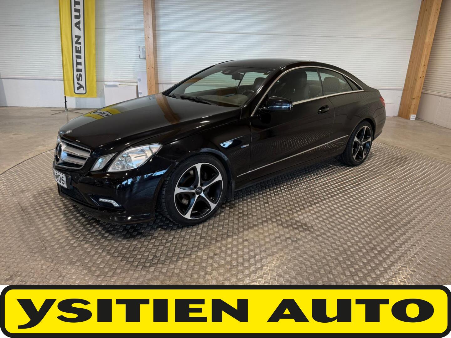 MERCEDES-BENZ E 2010