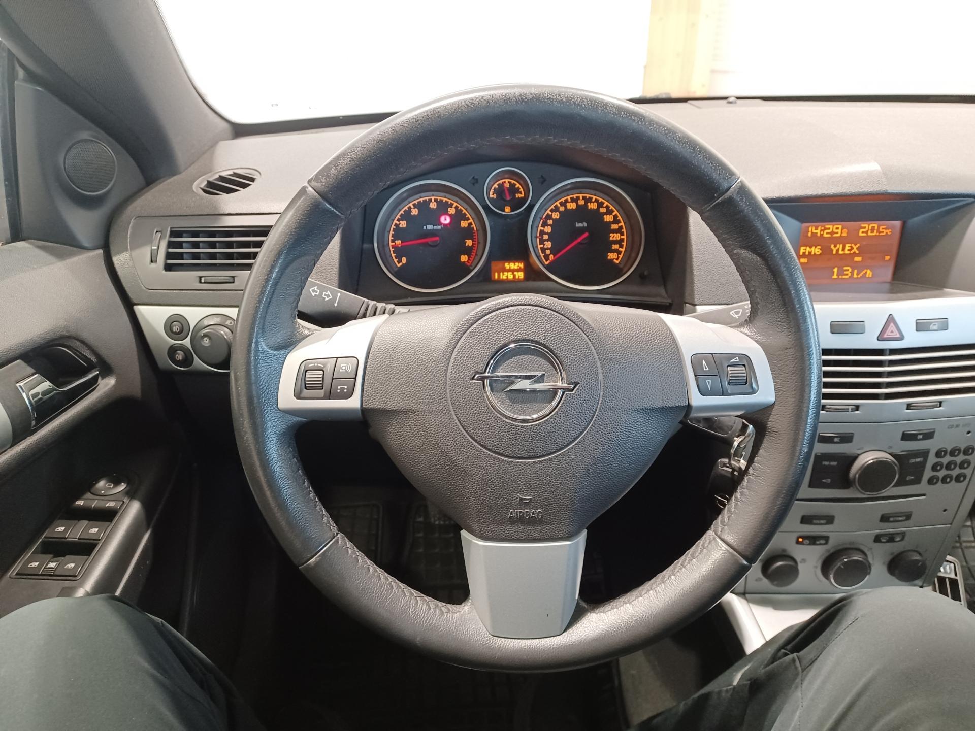 OPEL Astra 2009