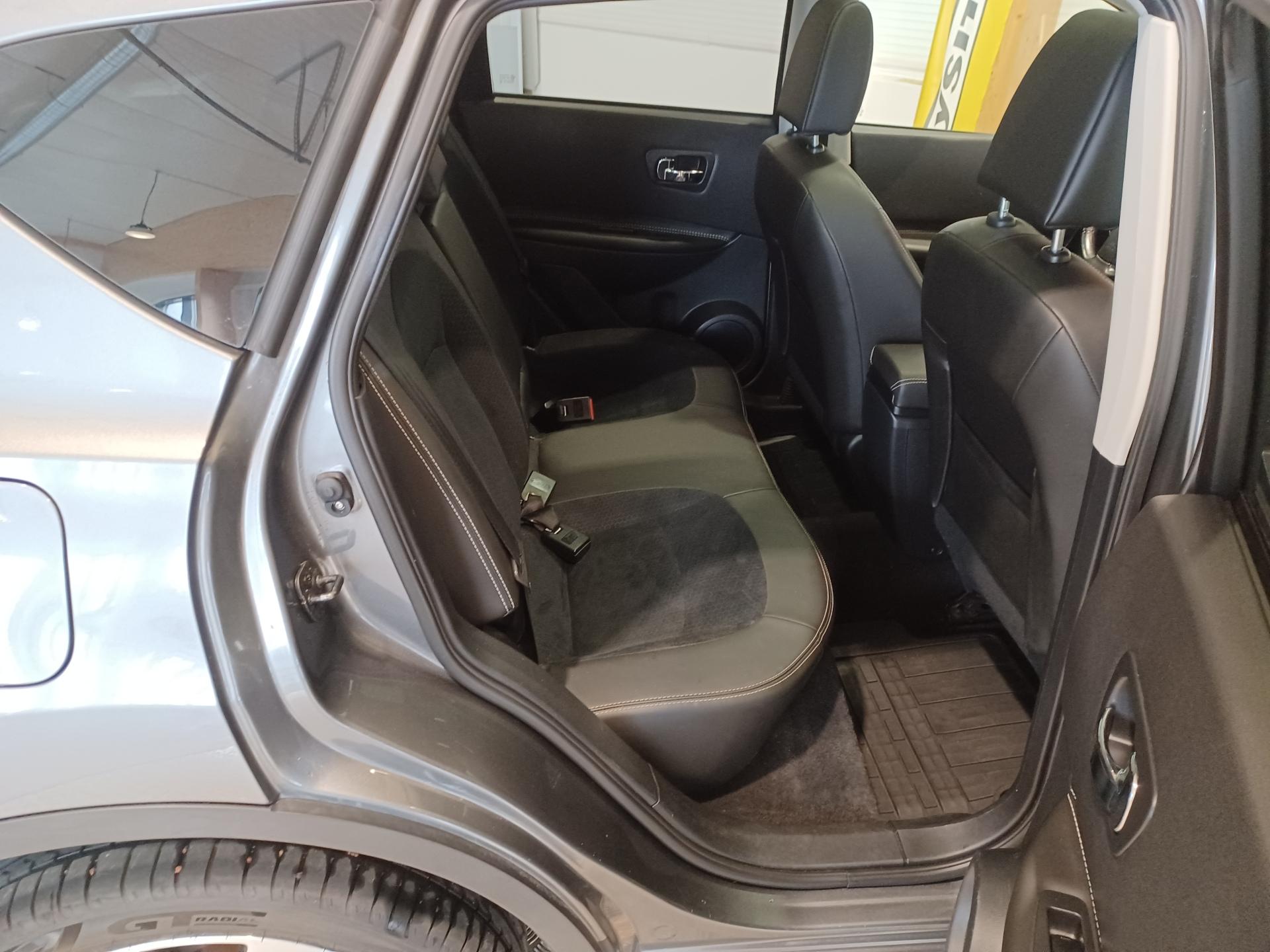 NISSAN Qashqai 2014