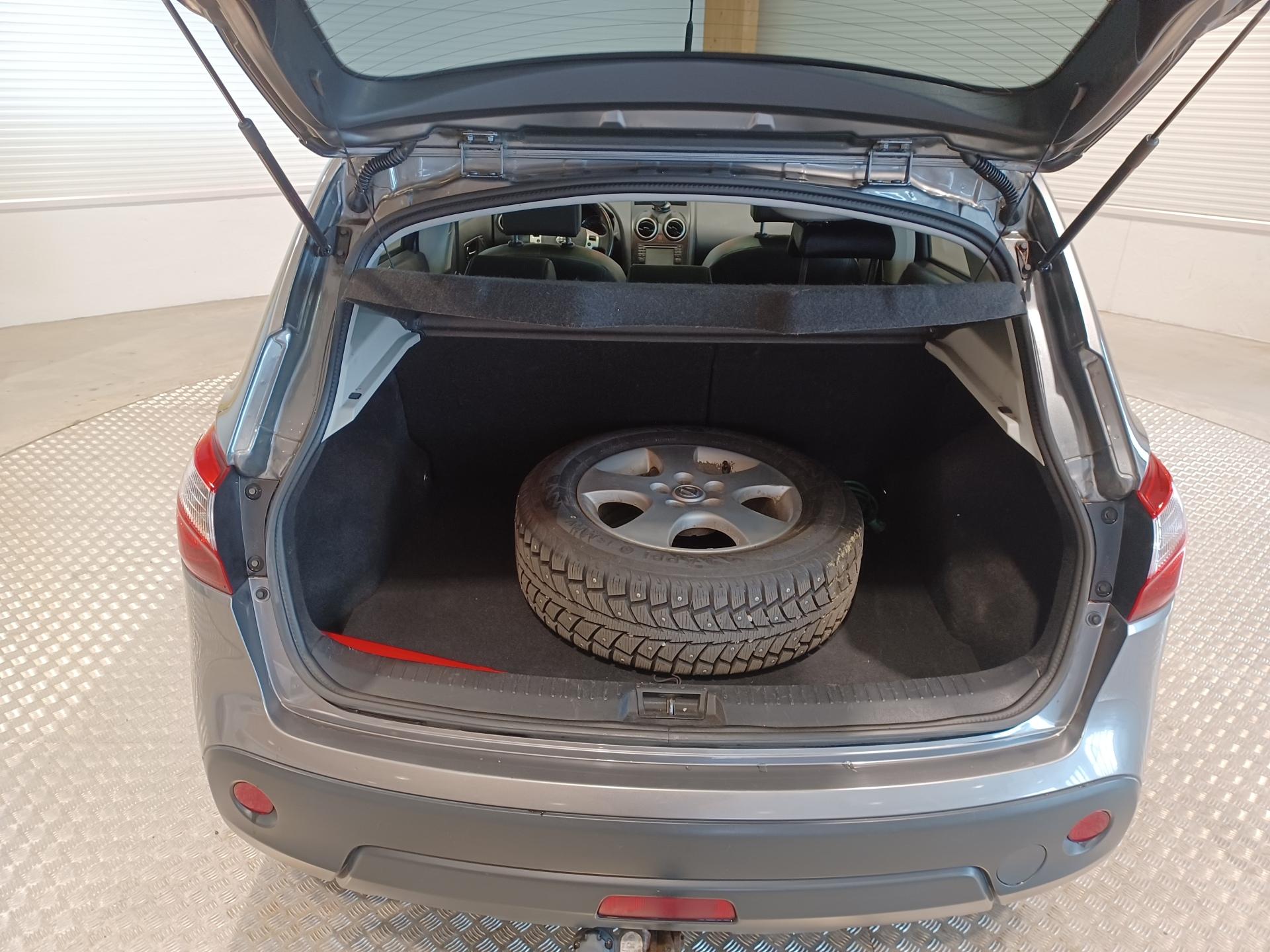 NISSAN Qashqai 2014