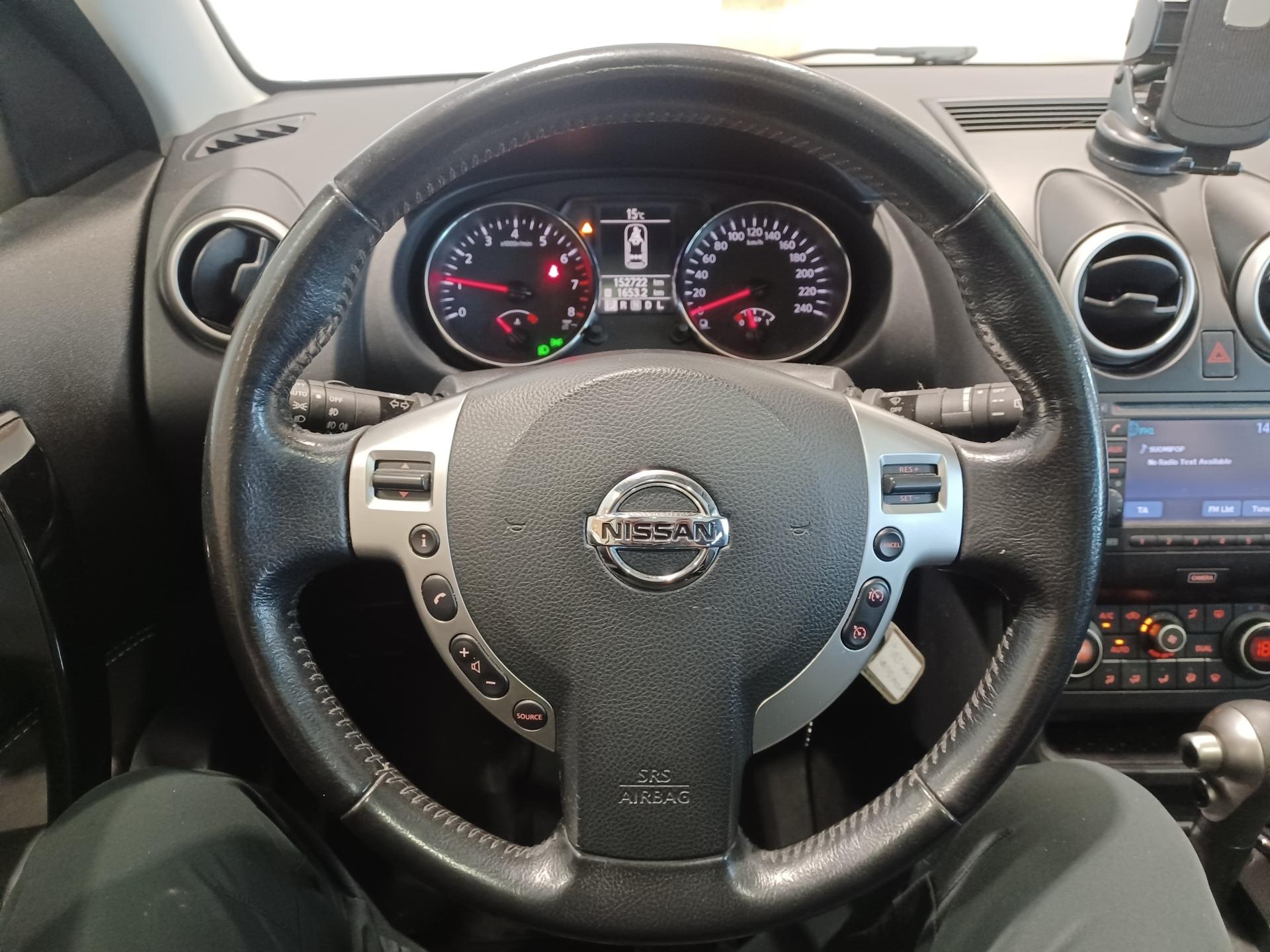 NISSAN Qashqai 2014