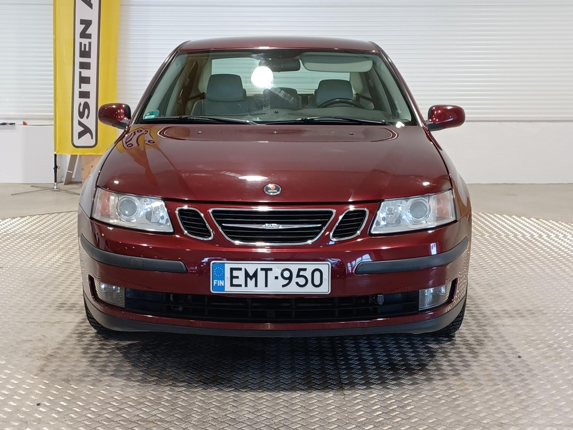 SAAB 9-3 2004