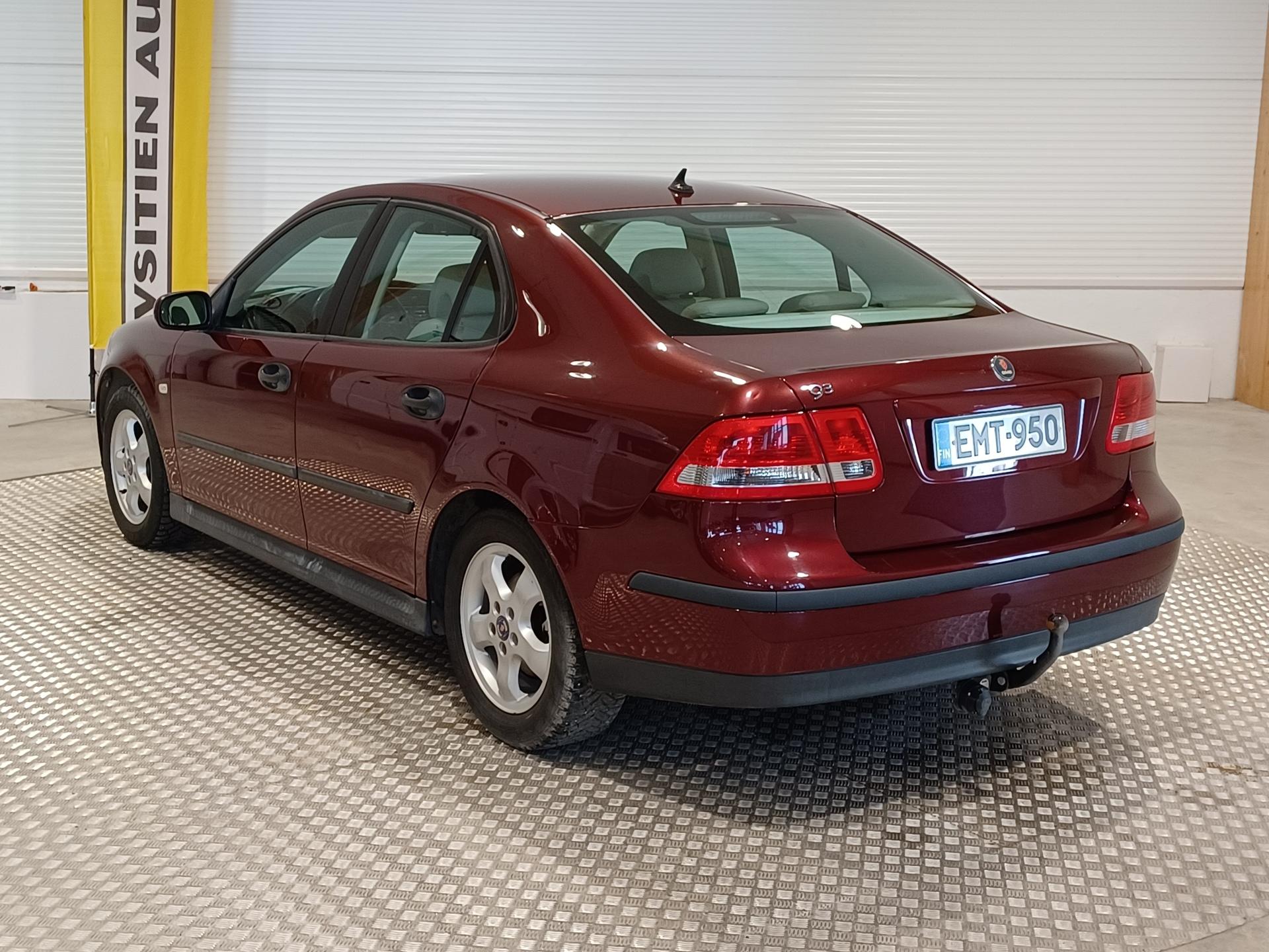 SAAB 9-3 2004